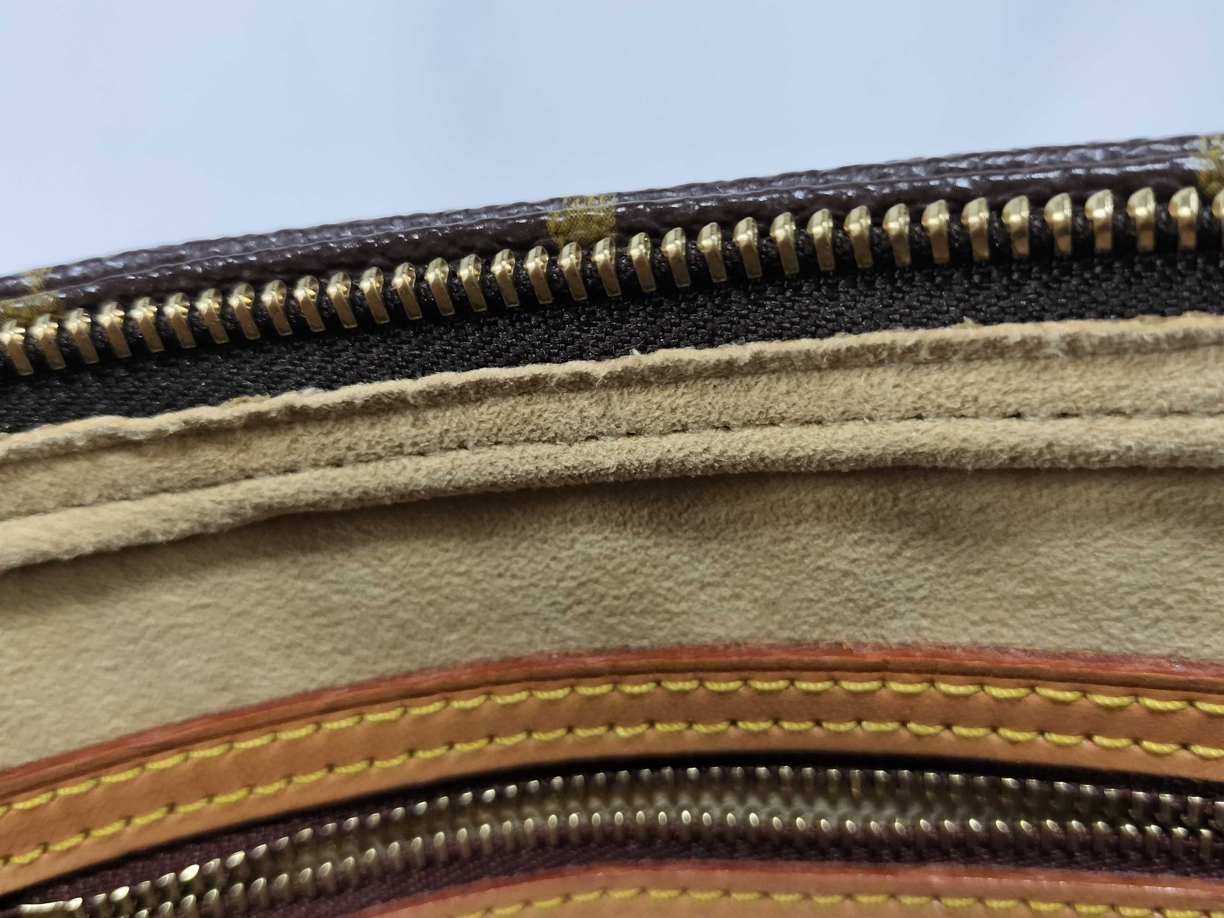 Looping MM Handbag — view 13