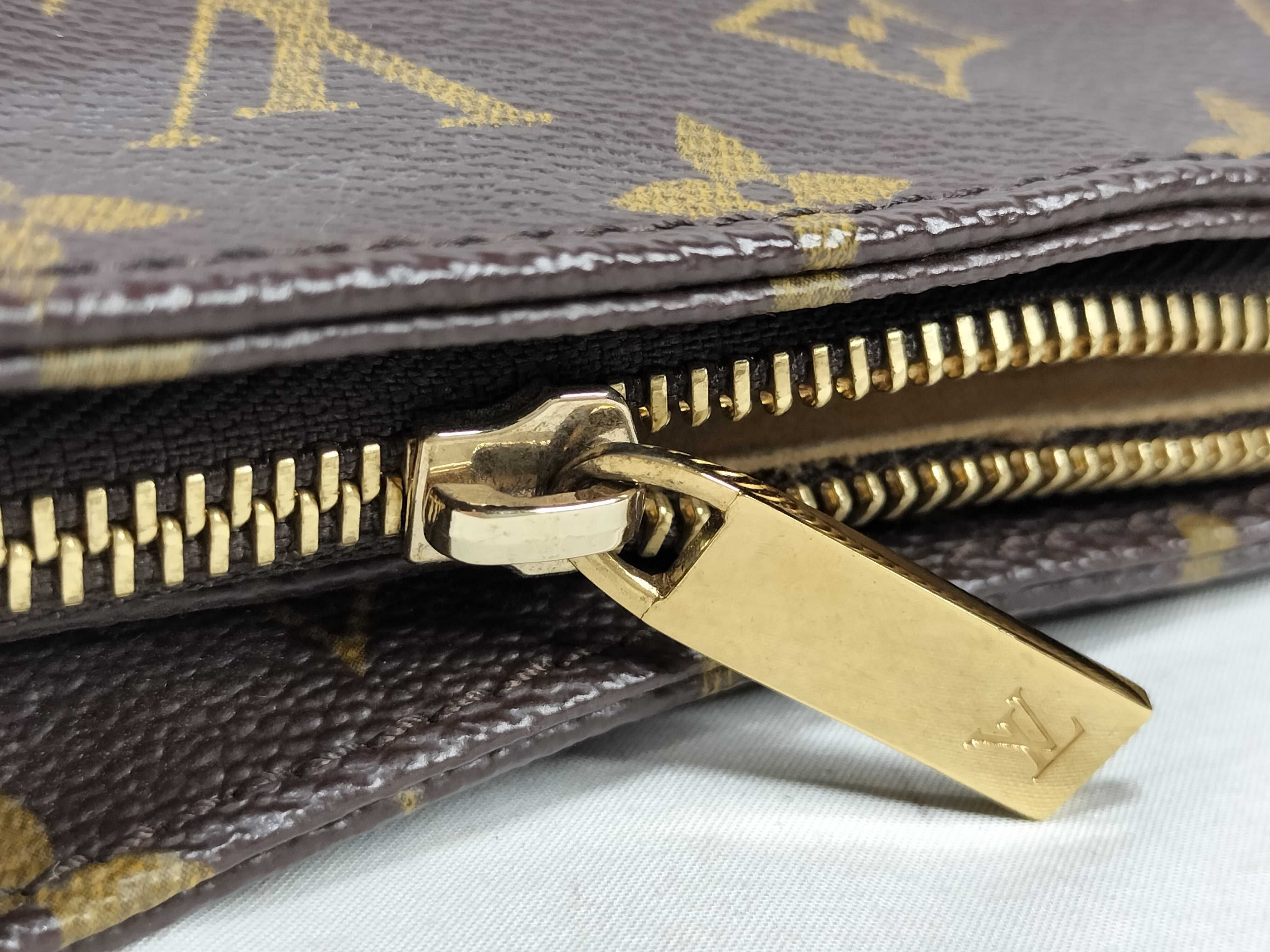 Looping MM Handbag — view 15