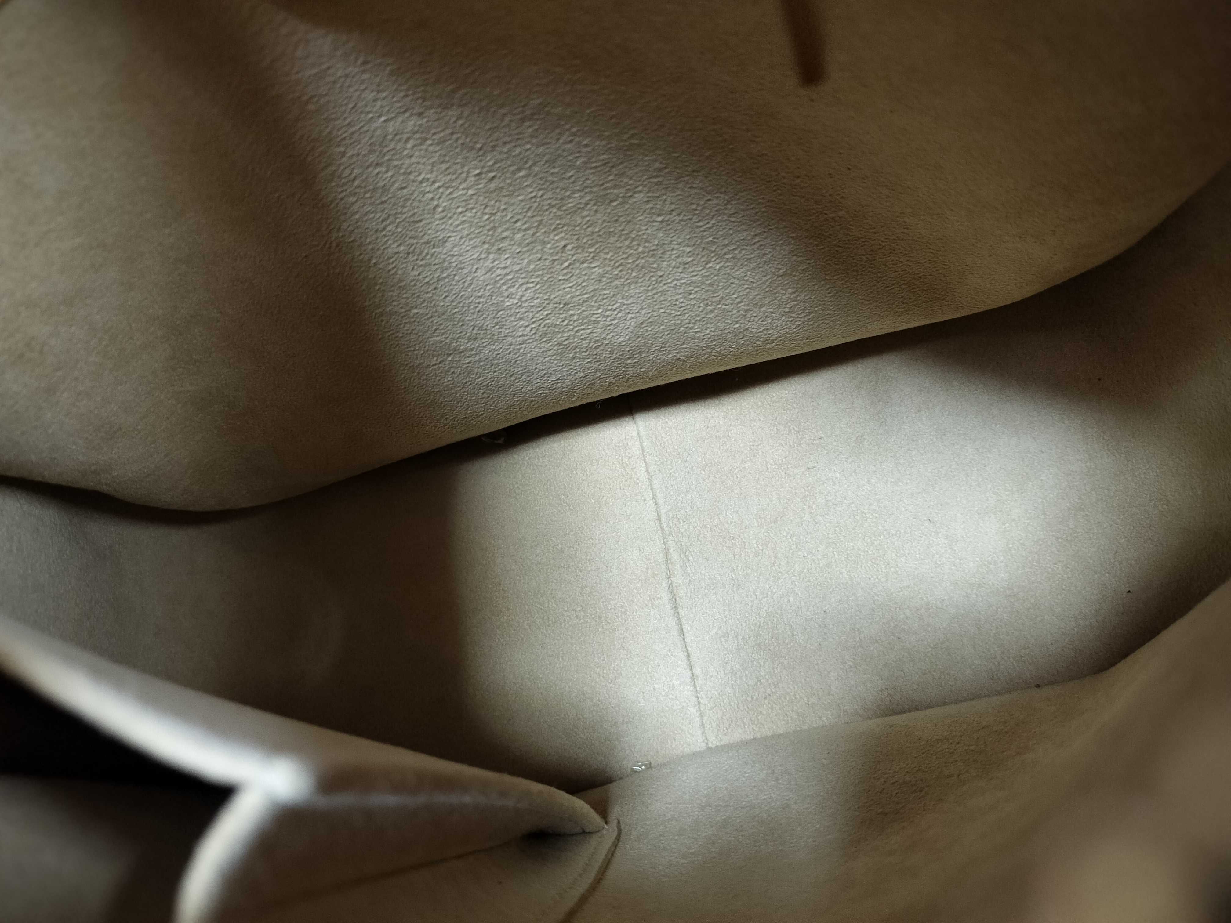 Looping MM Handbag — view 10