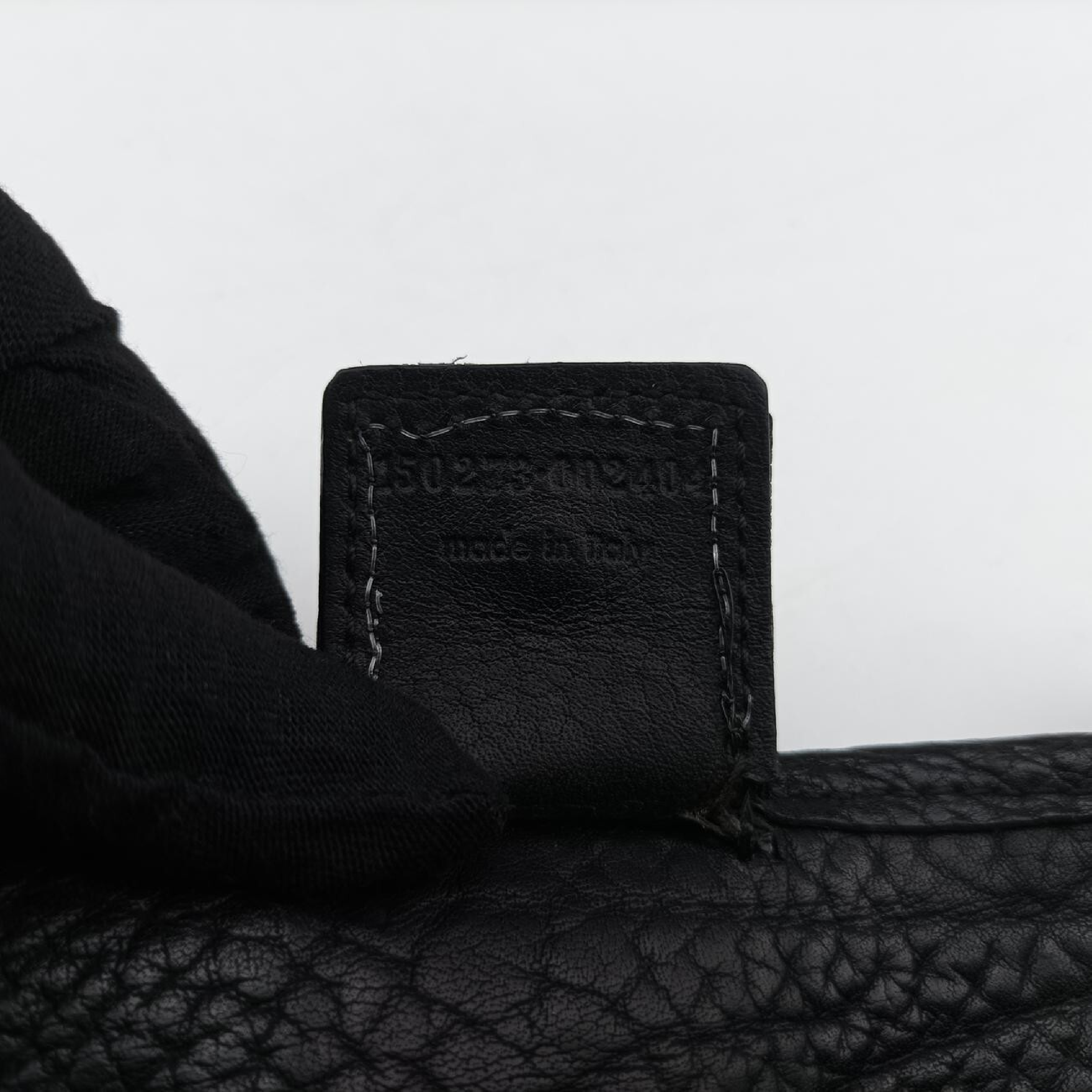 Vavin Black Leather Shoulder Bag 150273 150273.002404 — view 7