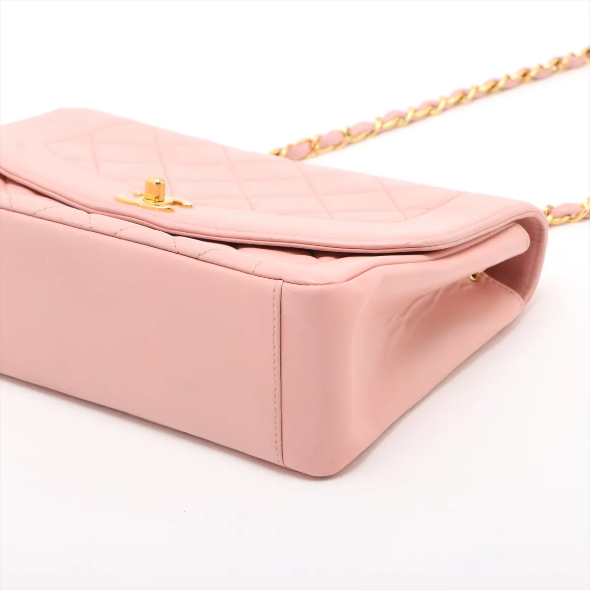 Matelasse Lambskin Single Flap Single Chain Bag Diana Flap Pink Gold Hardware 4780344 4th Series — view 3