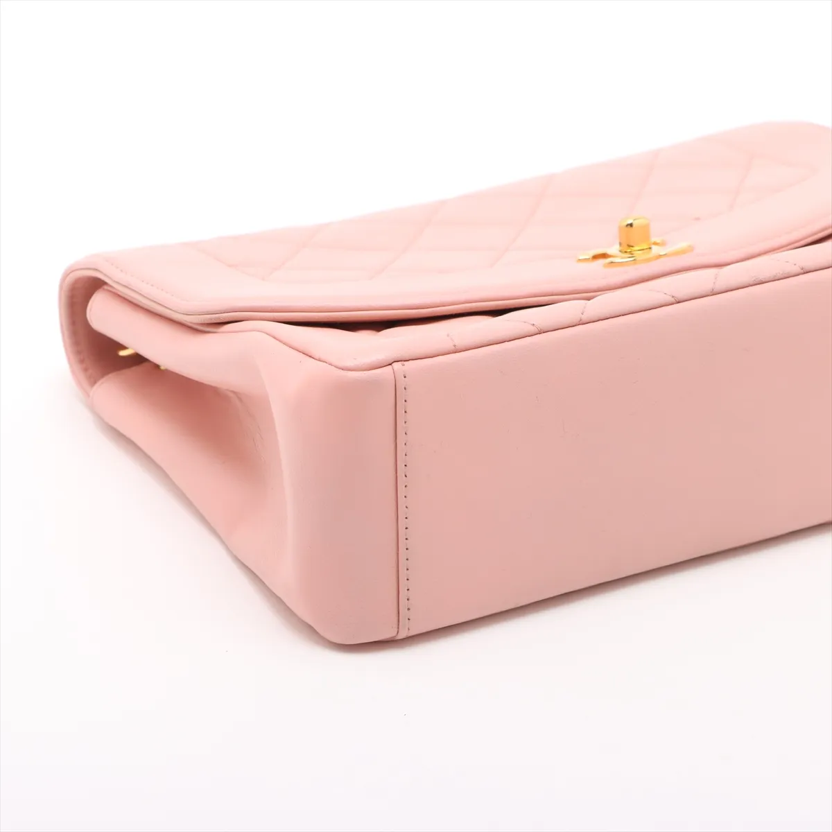 Matelasse Lambskin Single Flap Single Chain Bag Diana Flap Pink Gold Hardware 4780344 4th Series — view 4