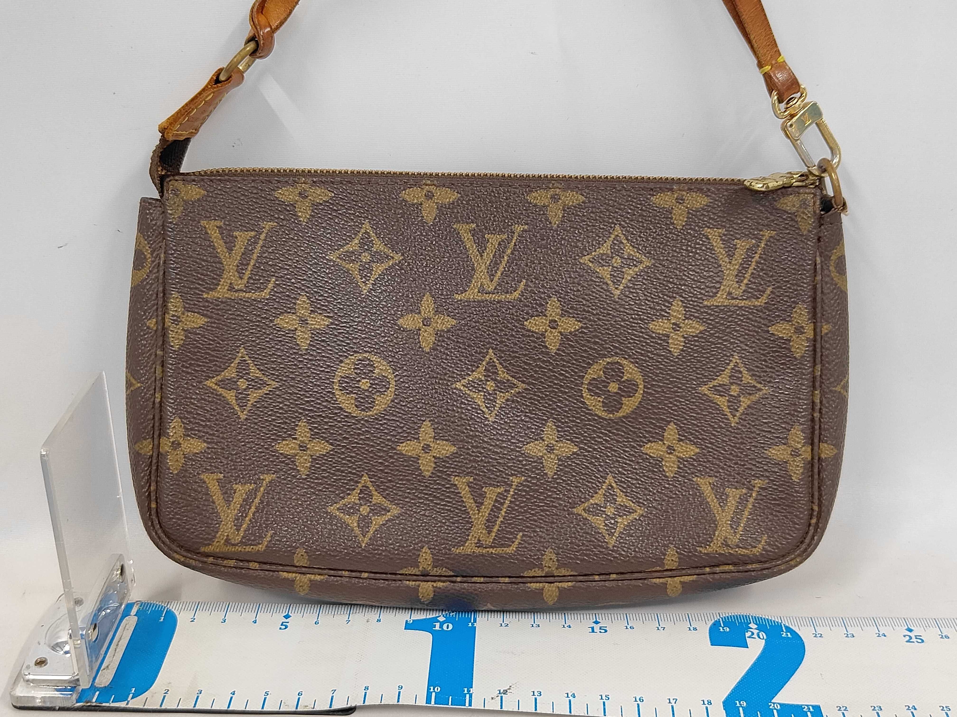Monogram Pochette Accessoires AR1000 Handbag — view 2