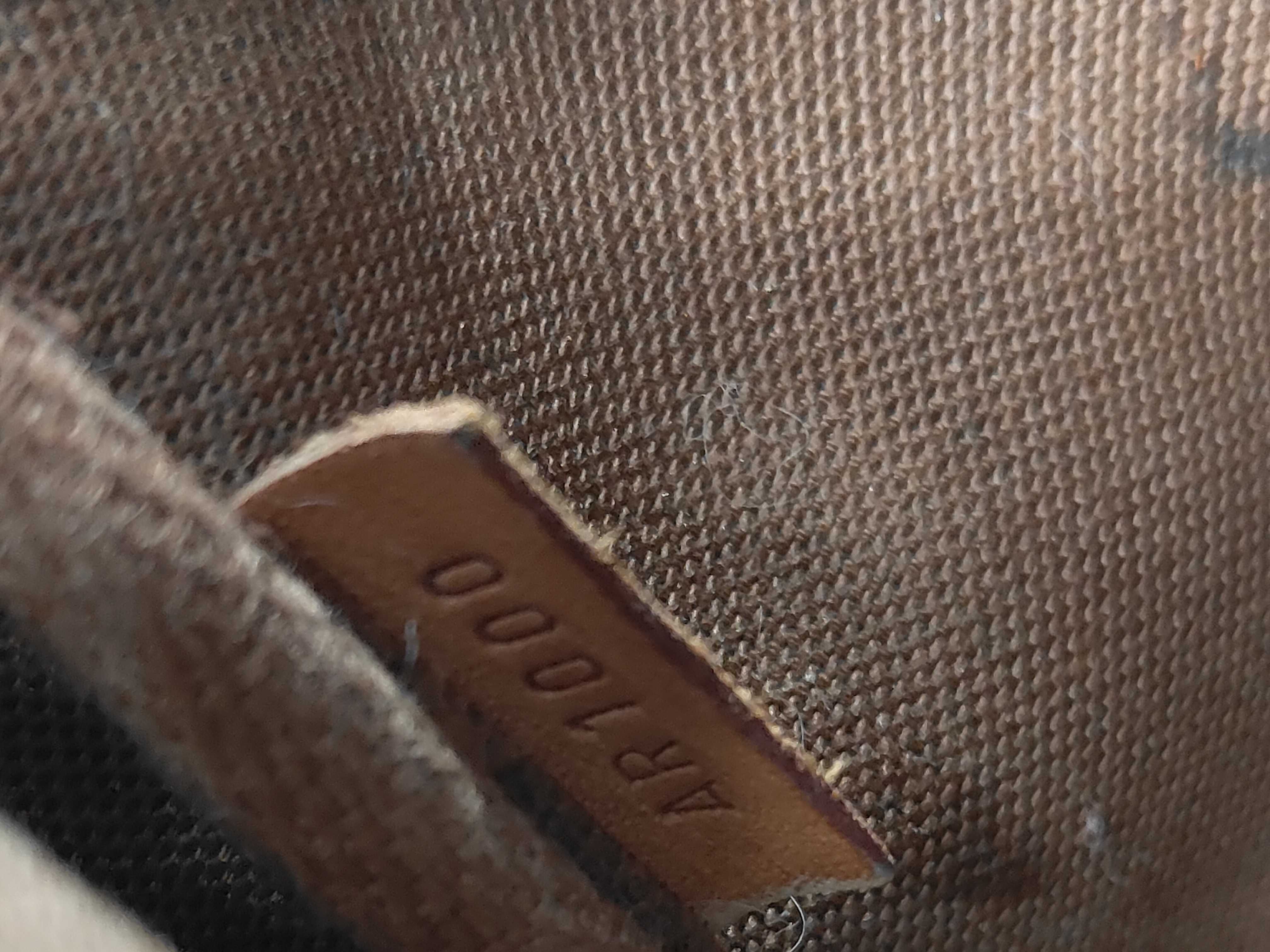 Monogram Pochette Accessoires AR1000 Handbag — view 10
