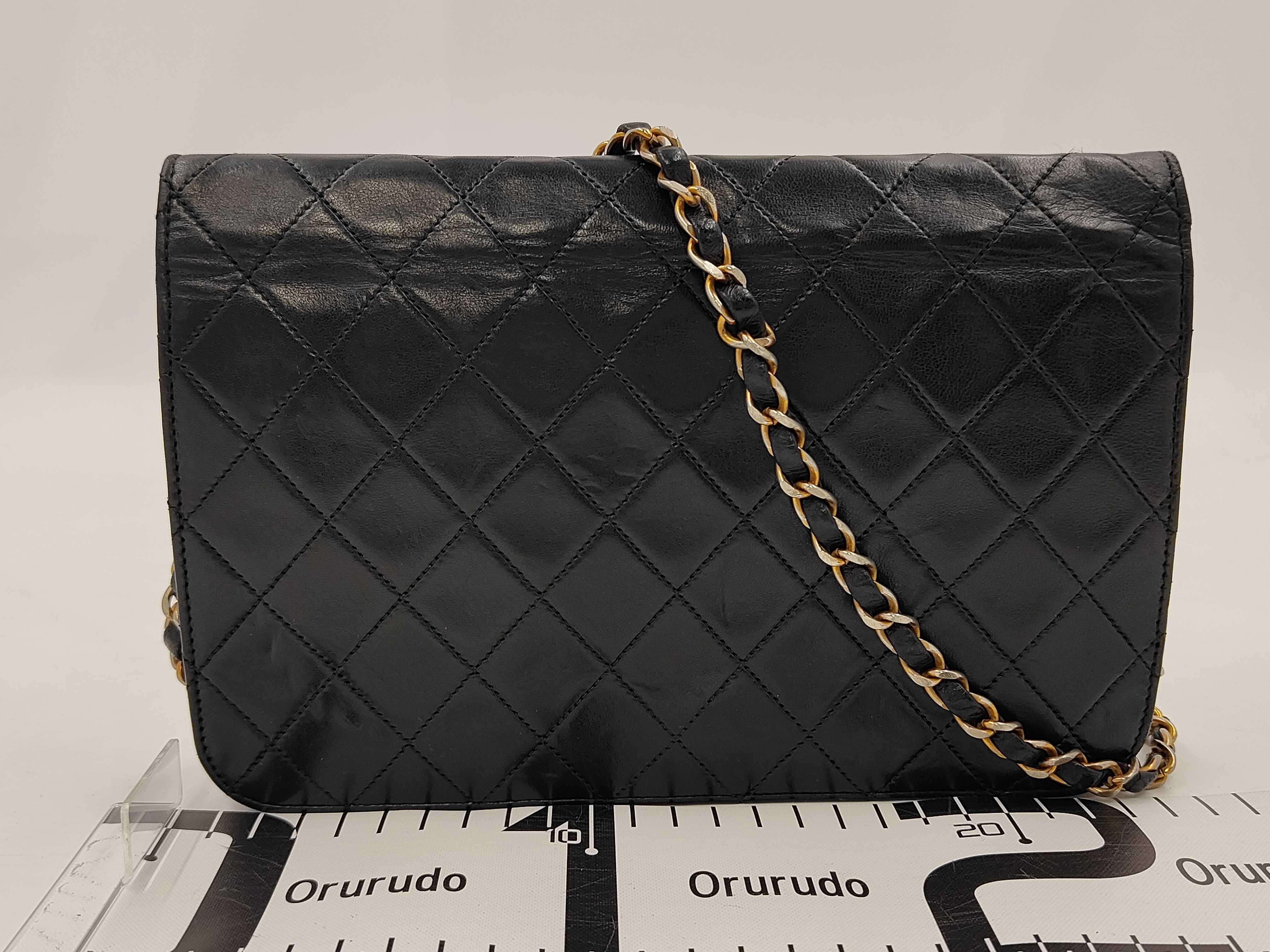 (Chanel) Series 4 Lambskin Matelassé Chain Shoulder Bag — view 2