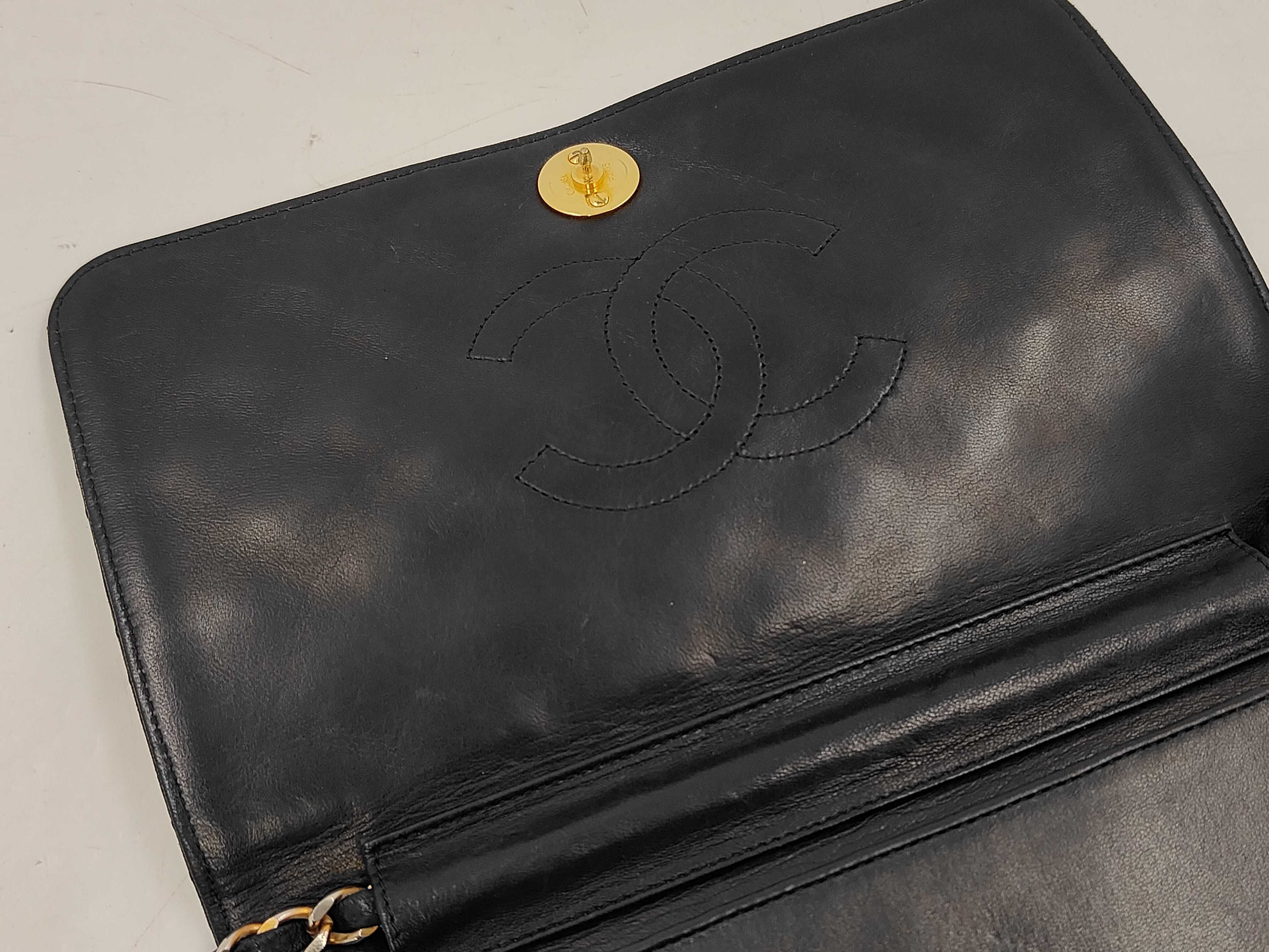 (Chanel) Series 4 Lambskin Matelassé Chain Shoulder Bag — view 11