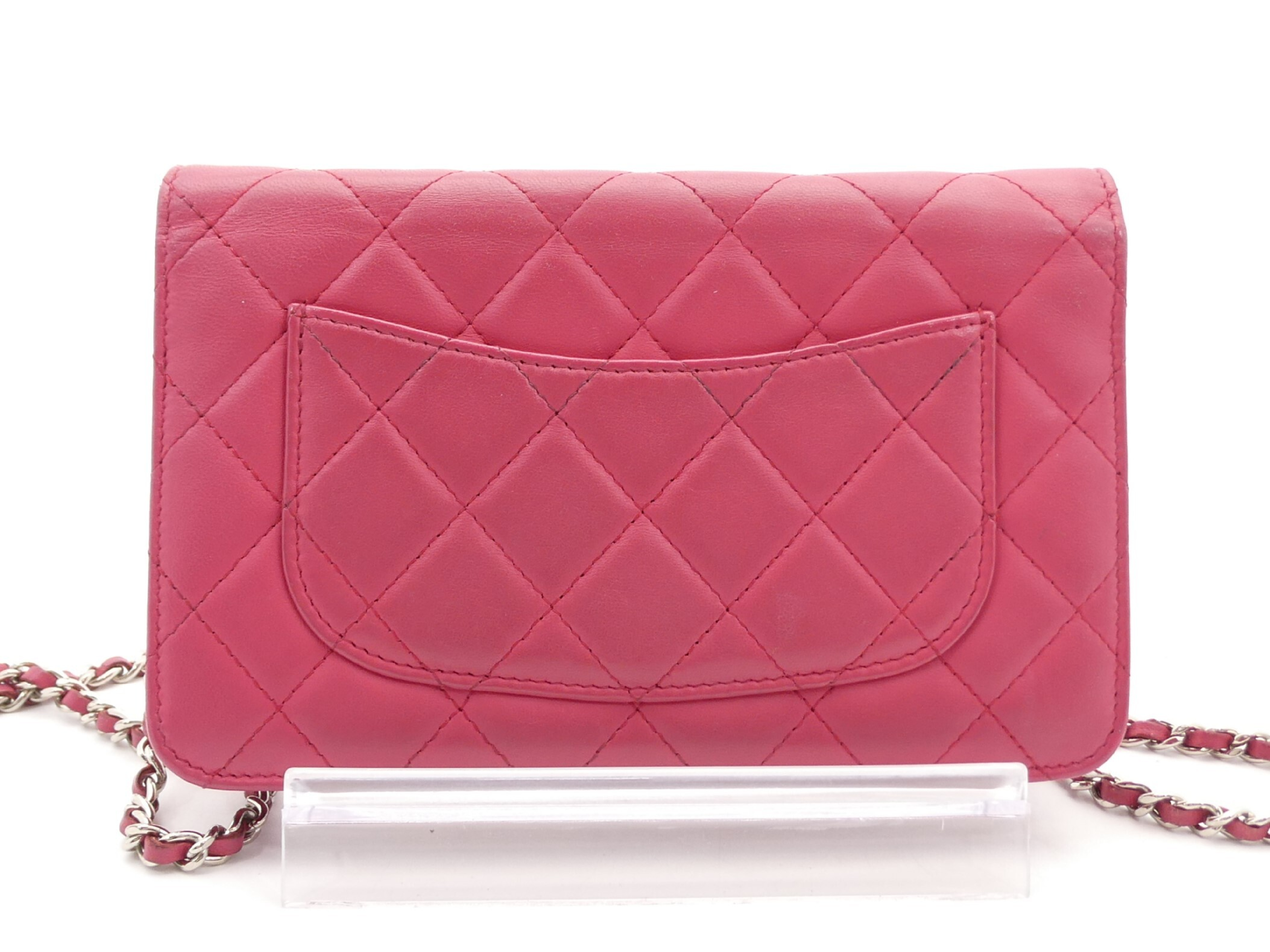 Matelassé Coco Mark Chain Wallet Shoulder Bag — view 2
