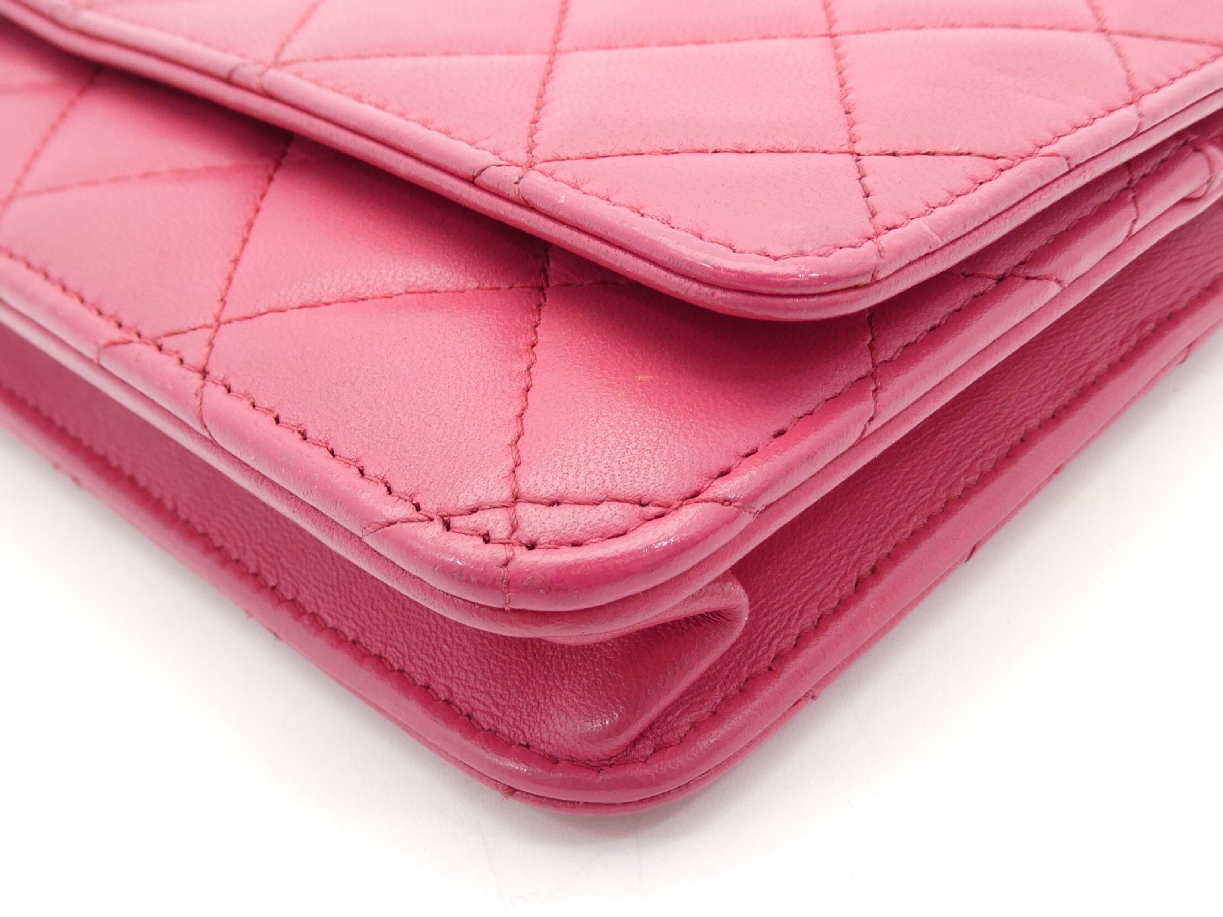 Matelassé Coco Mark Chain Wallet Shoulder Bag — view 11