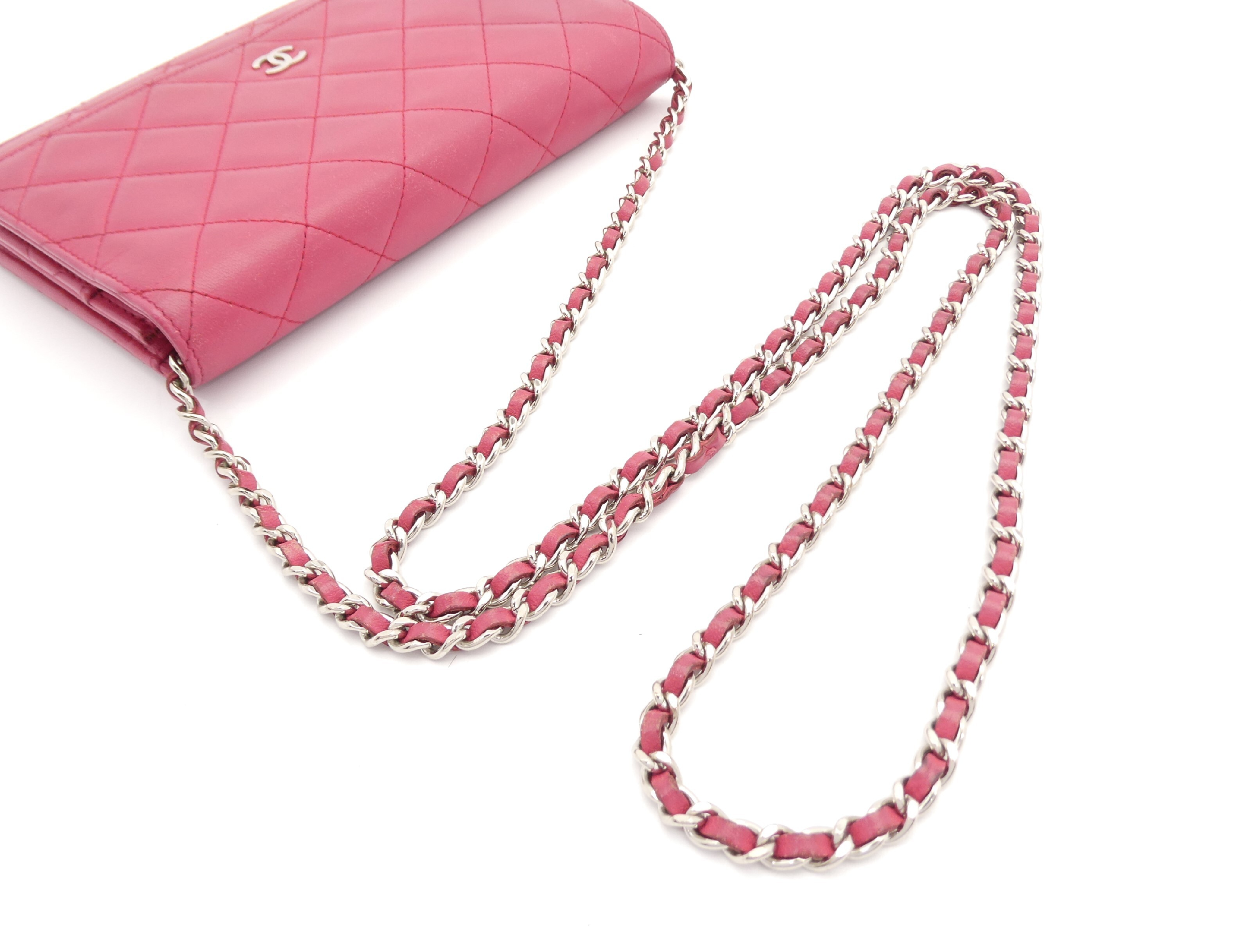 Matelassé Coco Mark Chain Wallet Shoulder Bag — view 6