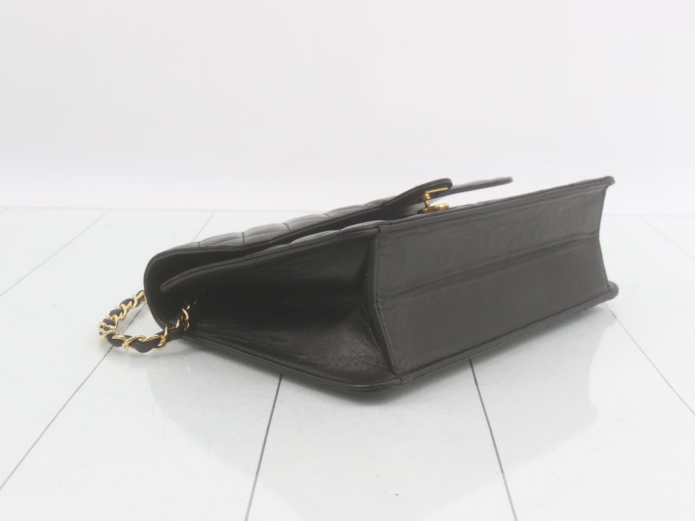 Gold chain flap shoulder bag — view 5