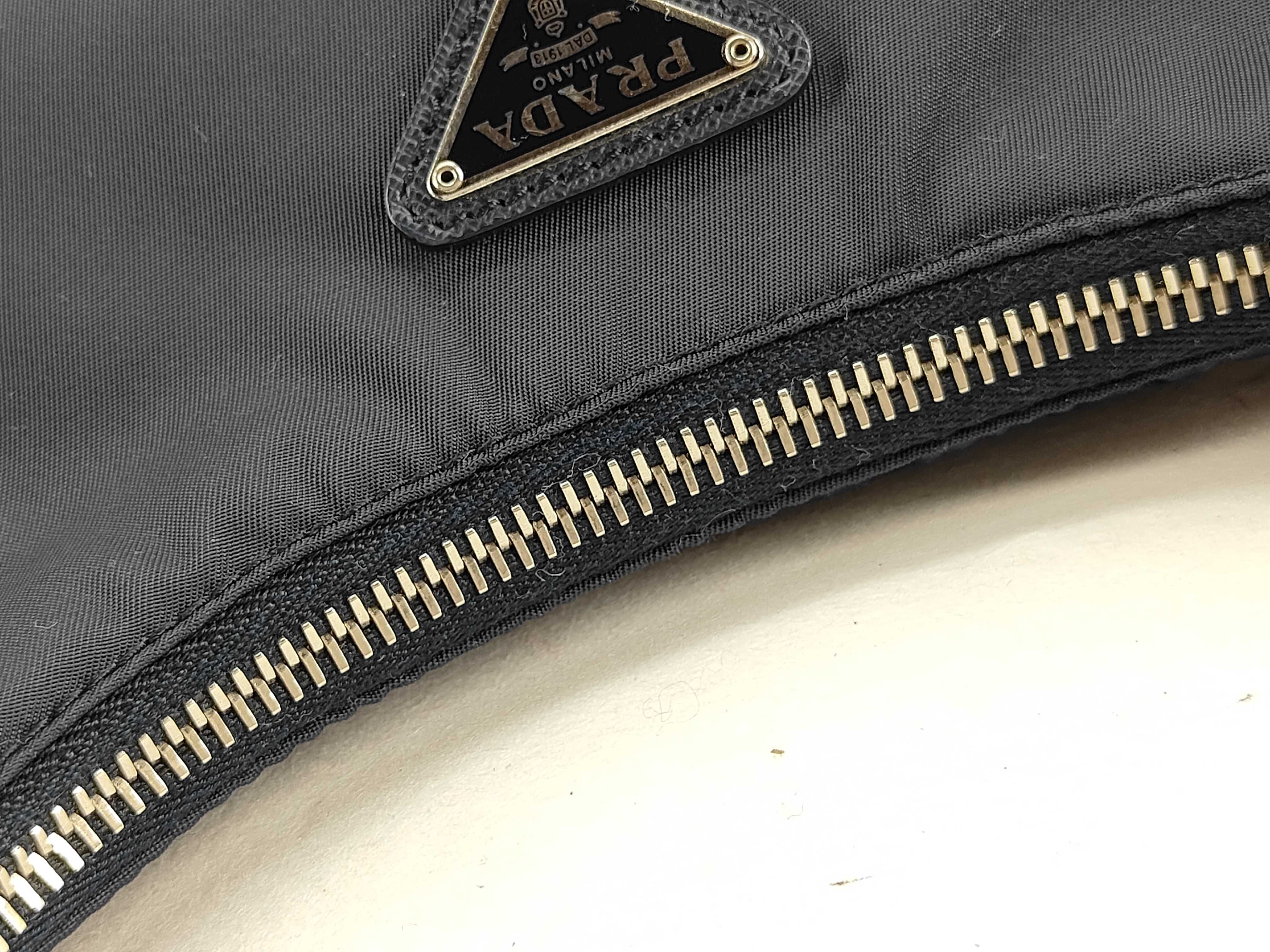 Nylon Prada Re-Edition 2005 Re-Nylon 2-Way Shoulder Bag with Mini Pouch, Navy, Silver Hardware Shoulder Bag — view 9