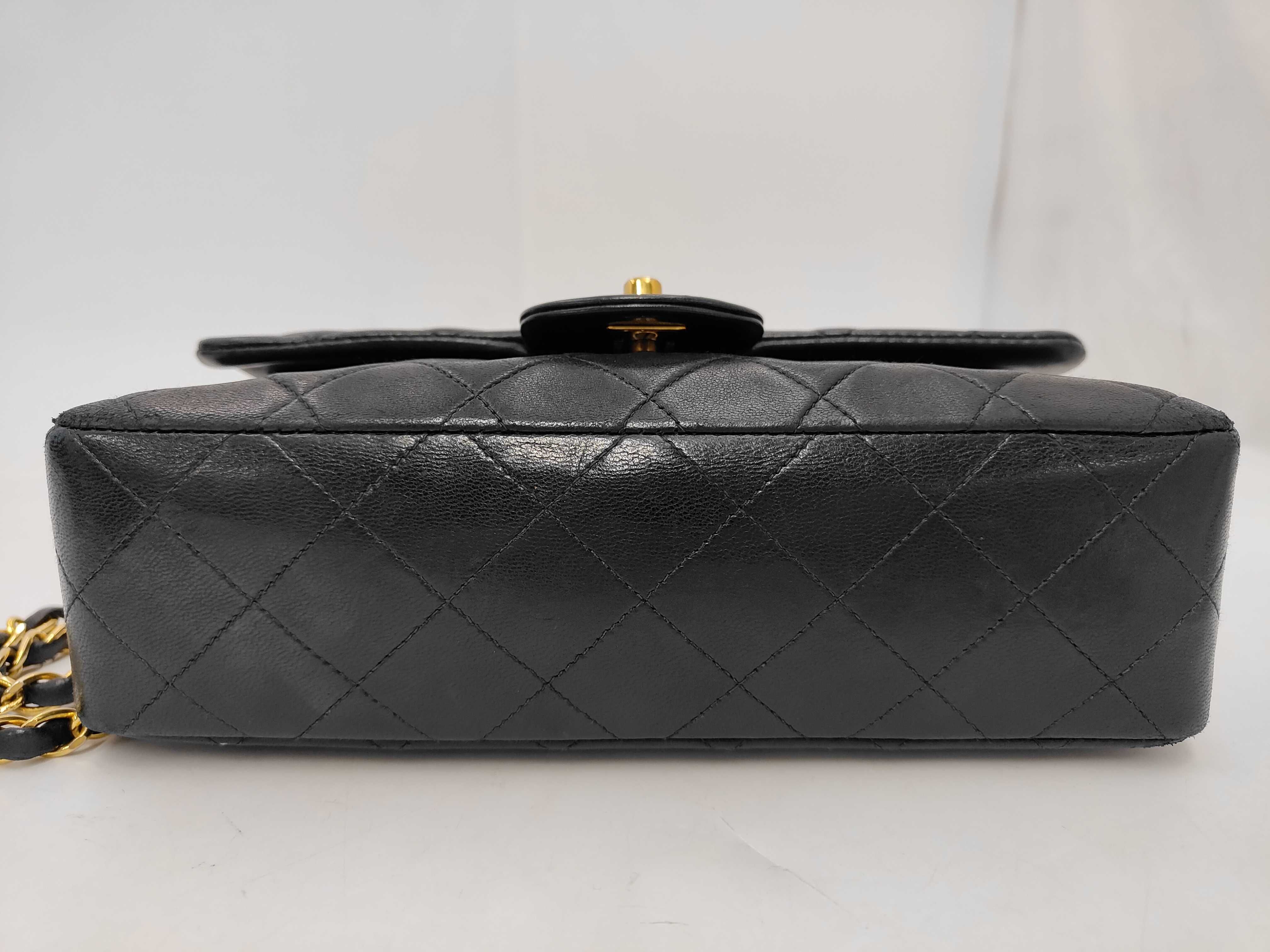 Matelassé 25 Double Flap Double Chain Lambskin Shoulder Bag with Guarantee Card 4169566 Shoulder Bag — view 6