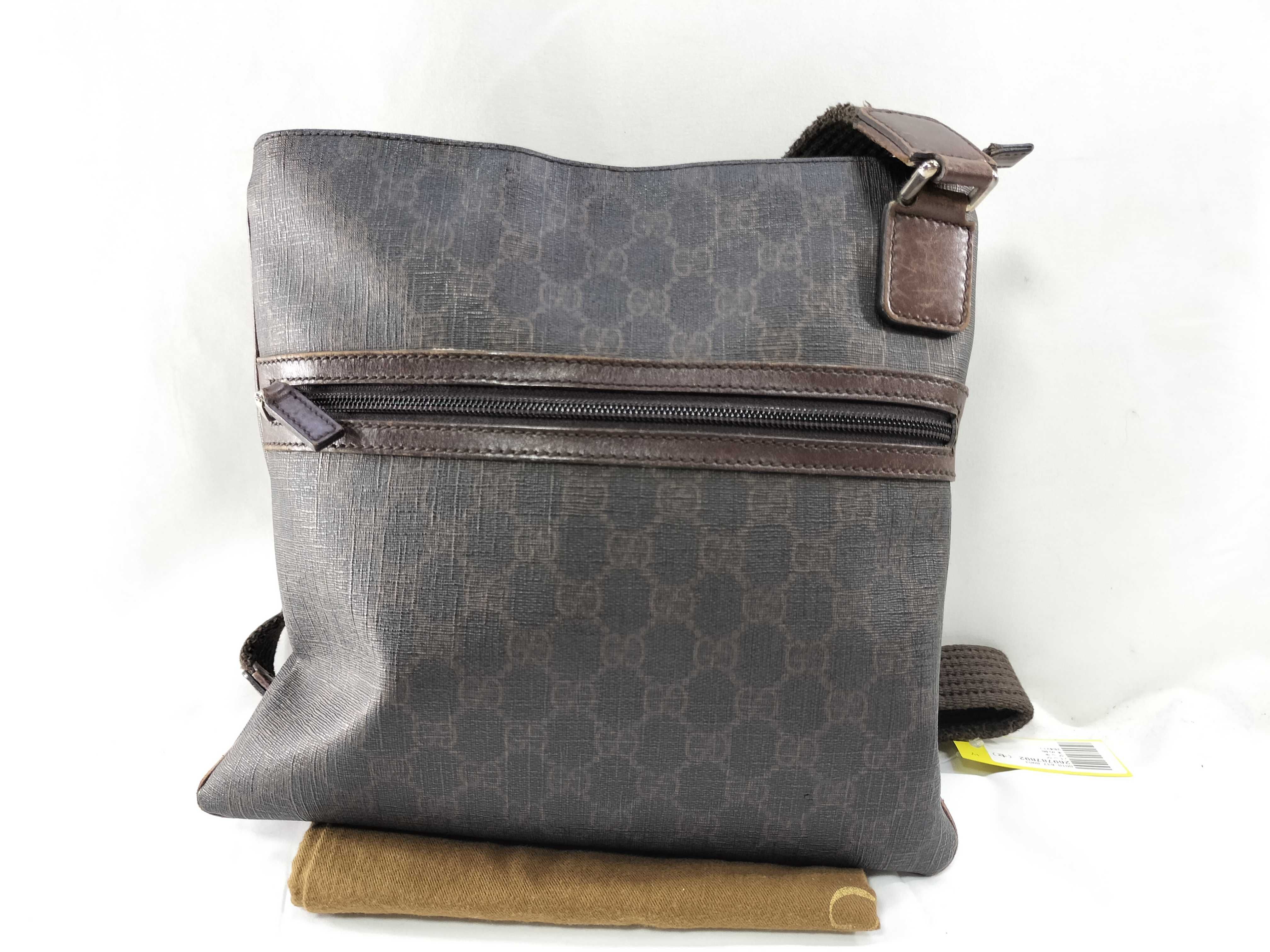 264217 Shoulder Bag
