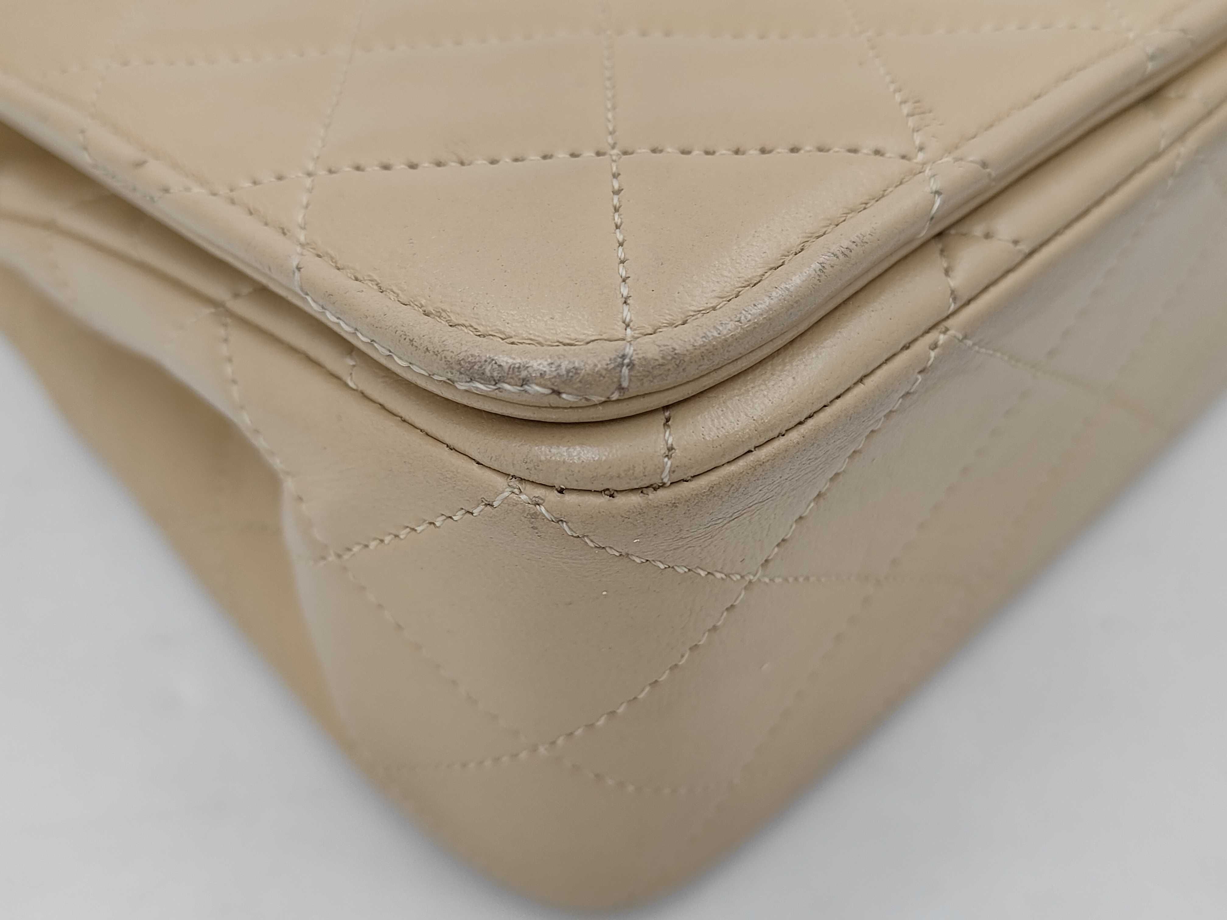Single Chain Shoulder Bag, Beige, 22cm, Serial Number 03 Series — view 3
