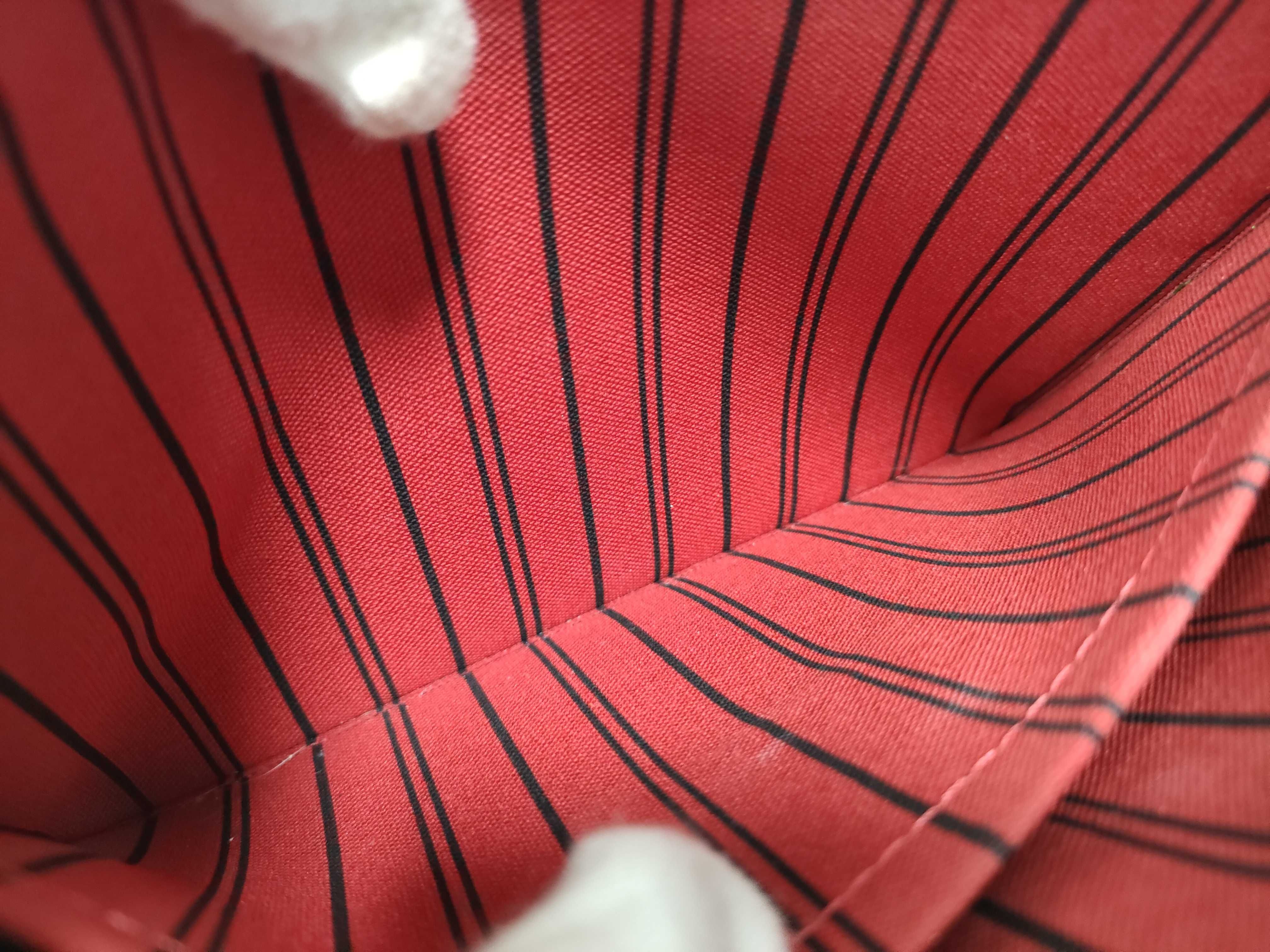 Damier Vuitton Handbag Pouch — view 14