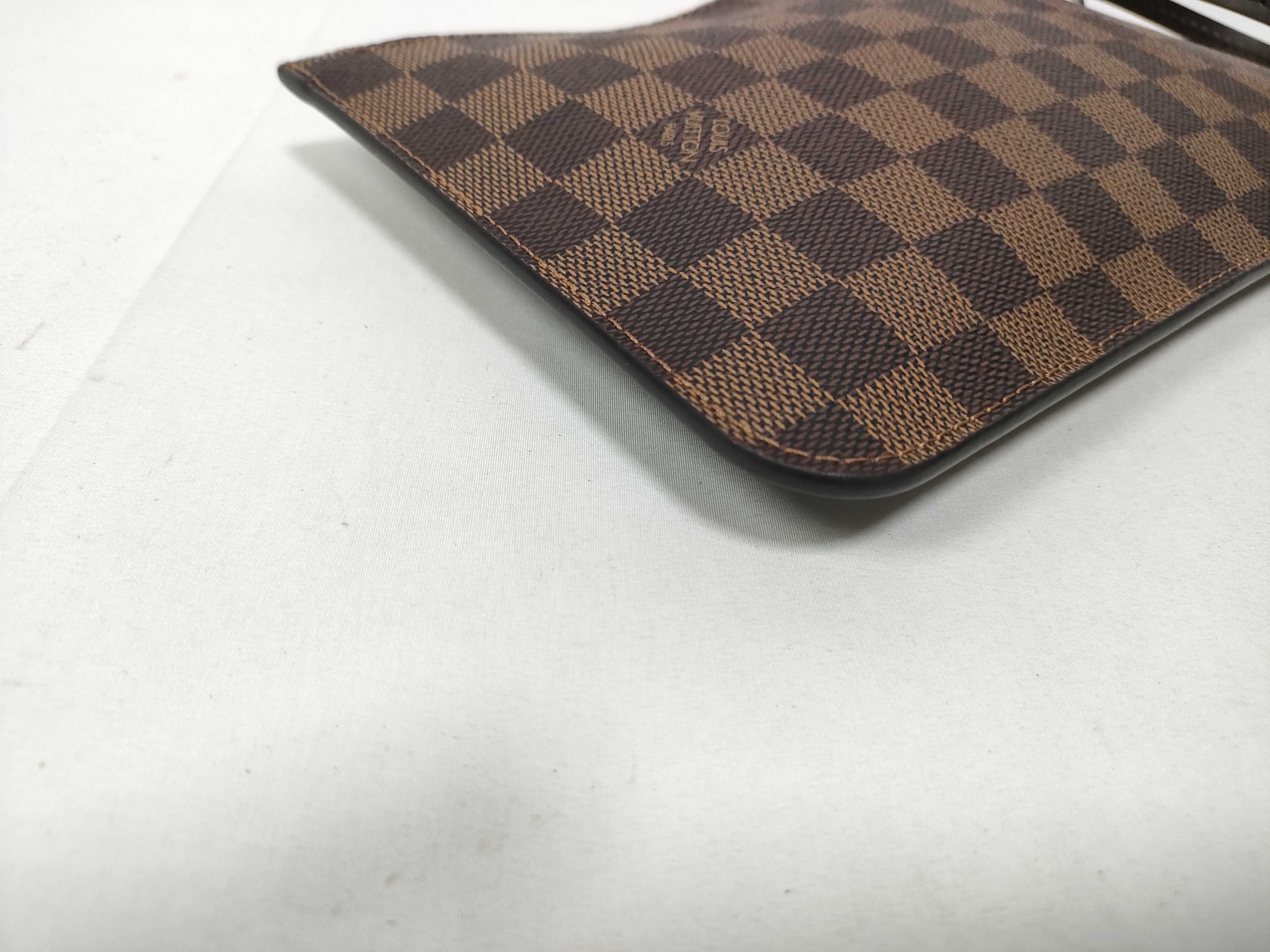 Damier Vuitton Handbag Pouch — view 4