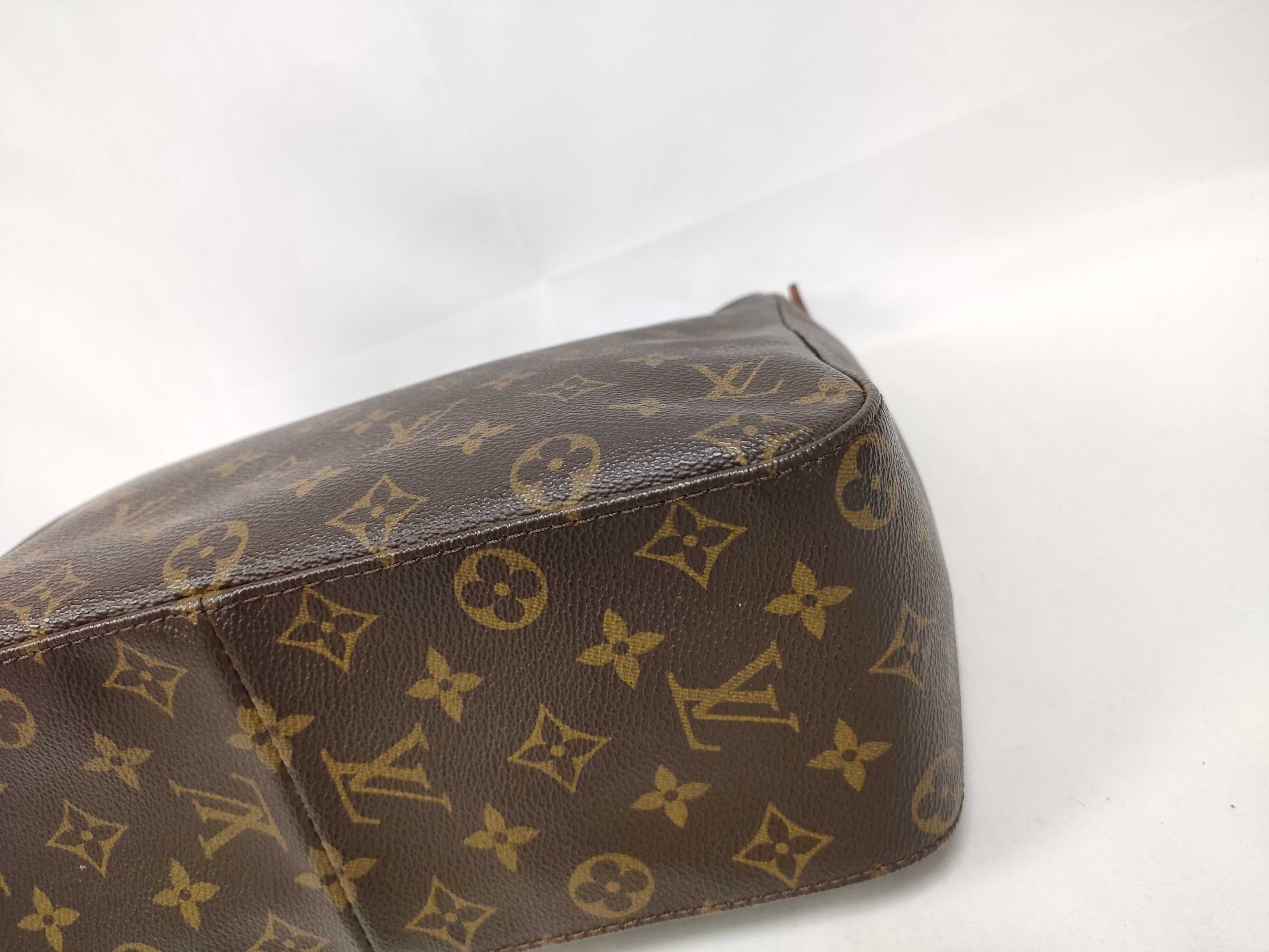 Monogram Looping GM Shoulder Bag Z10898 Shoulder Bag — view 4