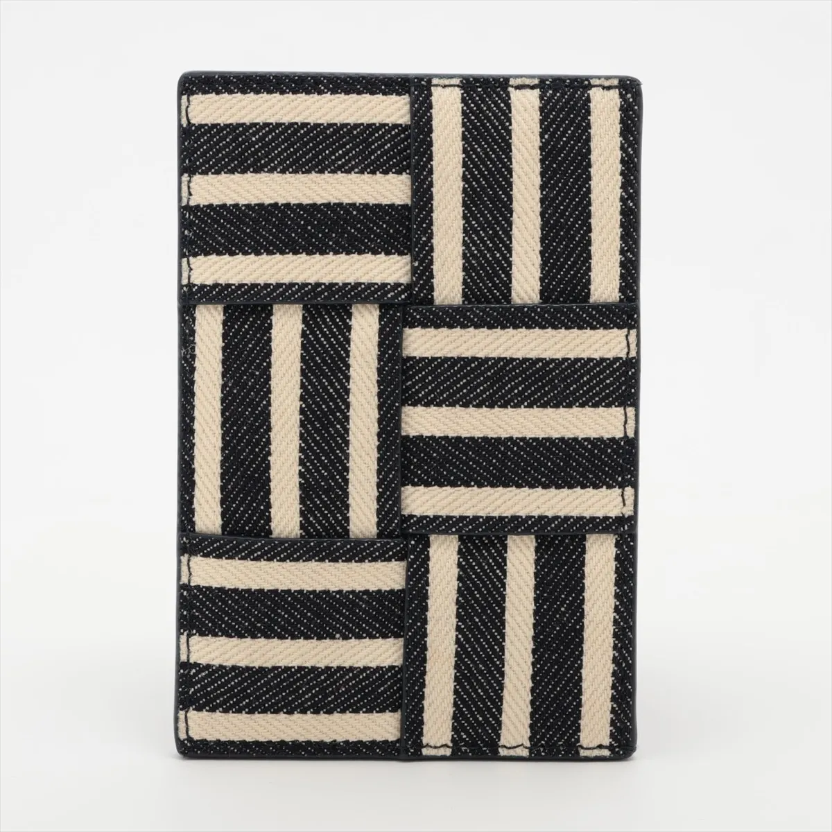 Maxi Intrecciato Canvas x Leather Card Case, Black x Beige — view 2