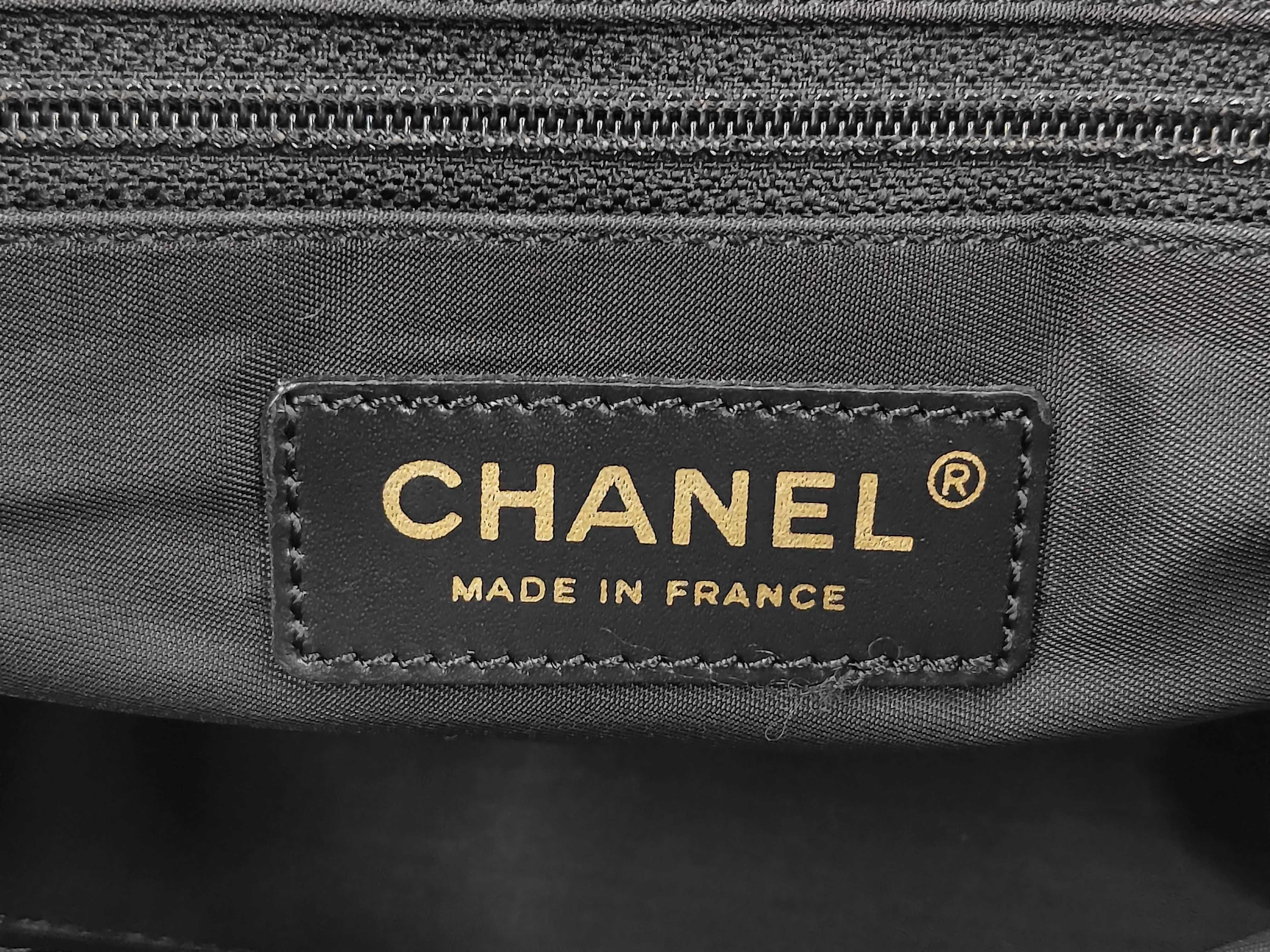 New Travel Line Tote PM (No. 8) Tote Bag — view 9