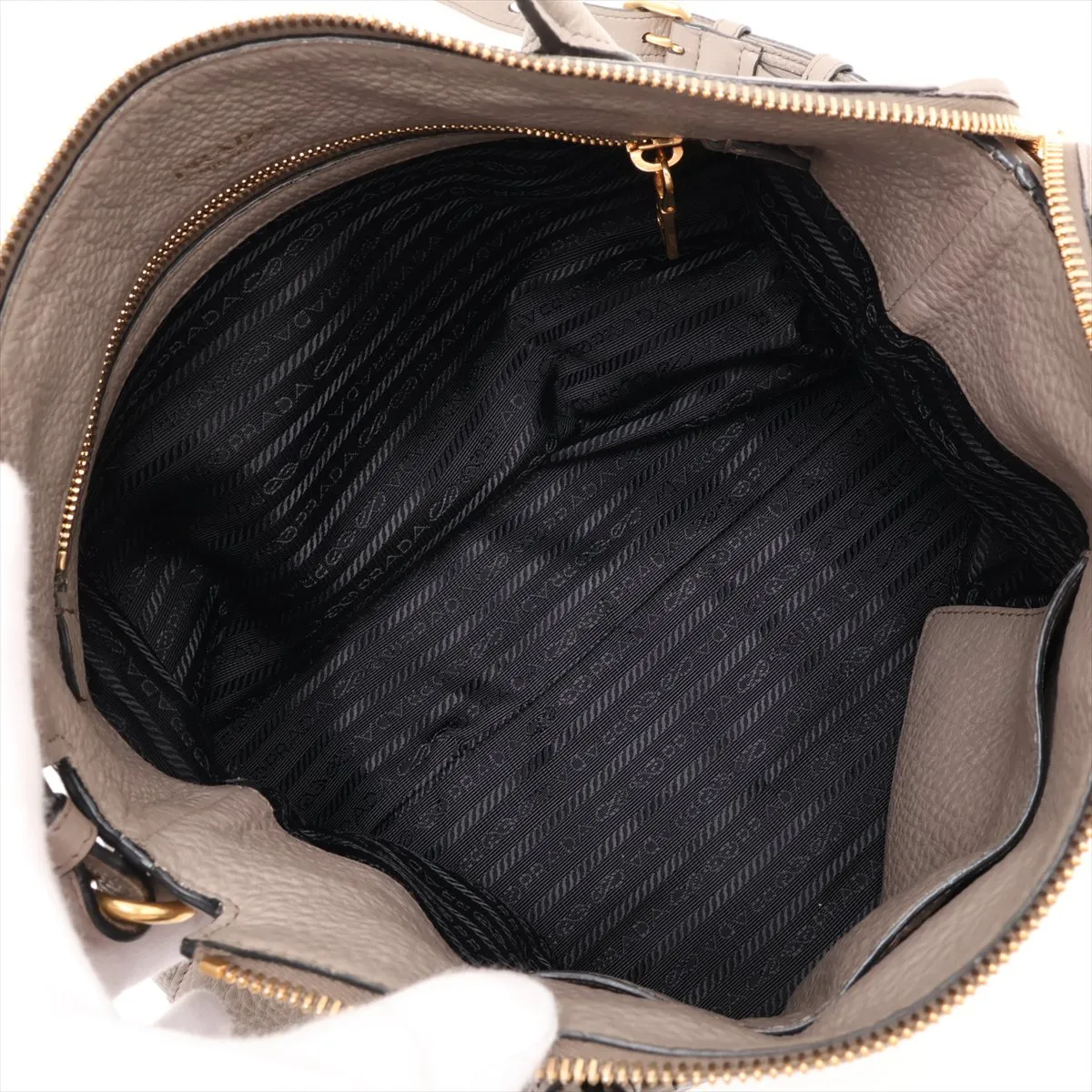 Vitello Daino 1BA157 Leather 2-Way Handbag, Gray — view 9