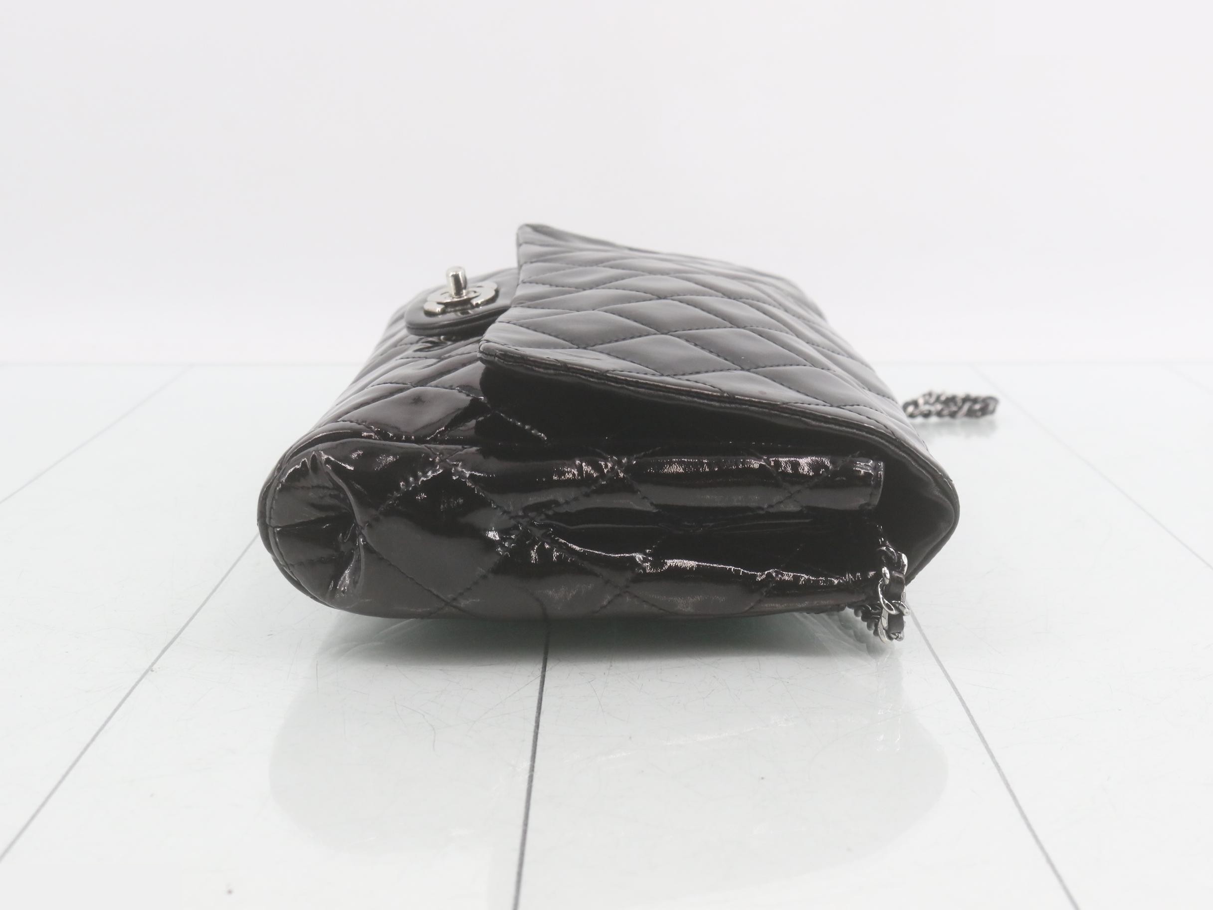 Matelassé Enamel Chain One-Shoulder Bag — view 3