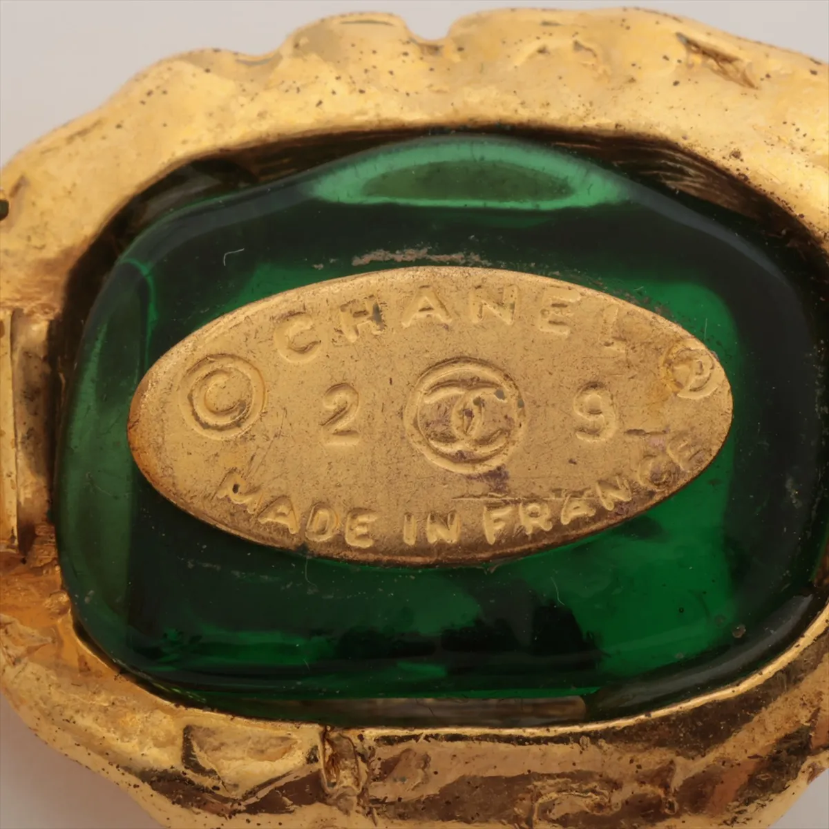 Gripoix 29 Earrings (for both ears) GP x Colored Stone Green x Gold Dents, — view 5