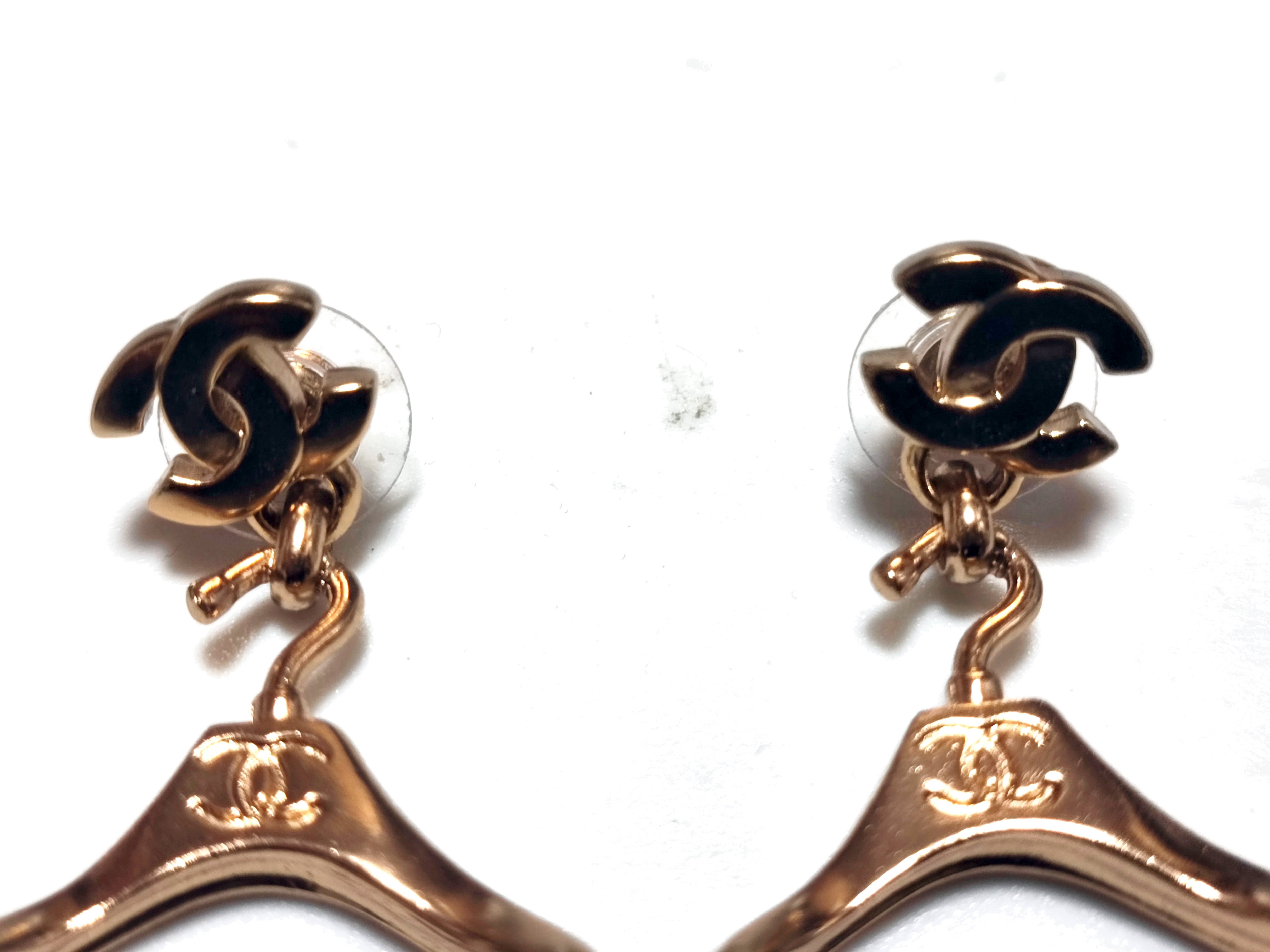Coco Mark Hanger Swing Earrings 02P Earrings — view 4