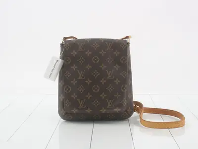 Musette Salsa Long Shoulder