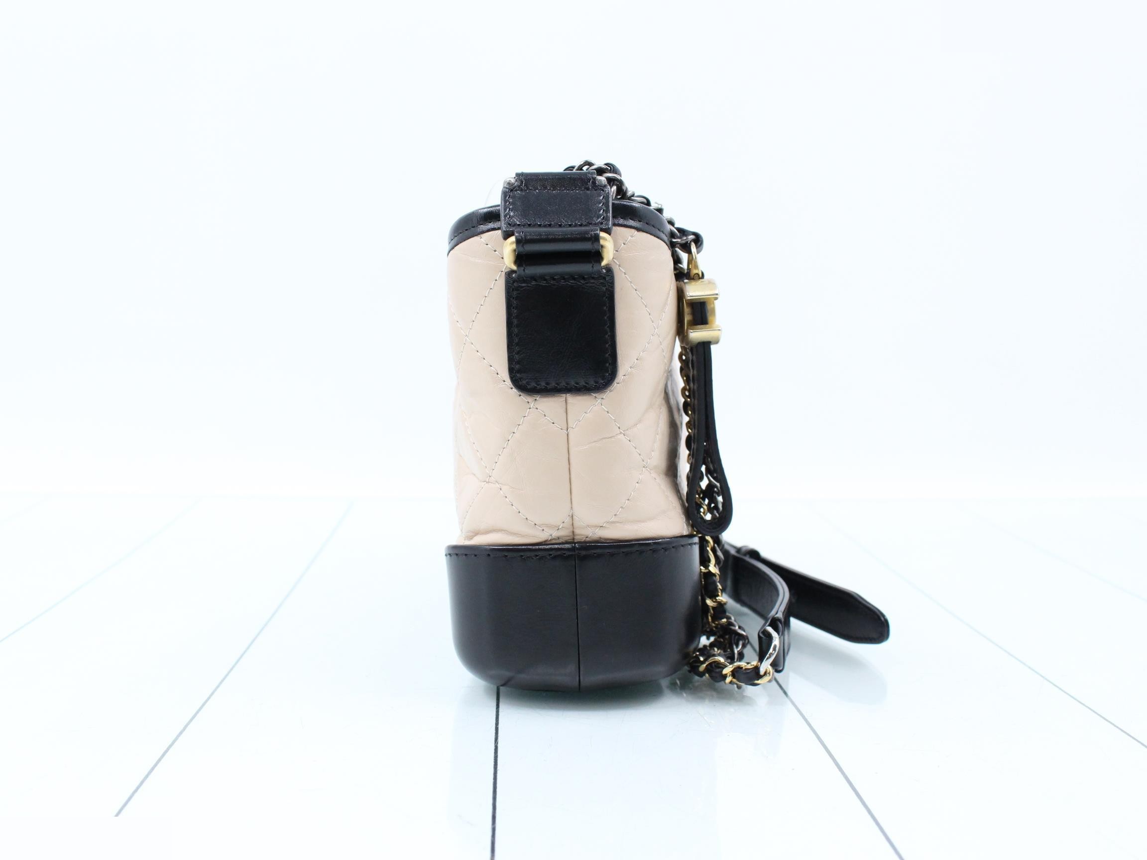 Gabrielle de Chanel Leather Chain Shoulder Bag — view 4
