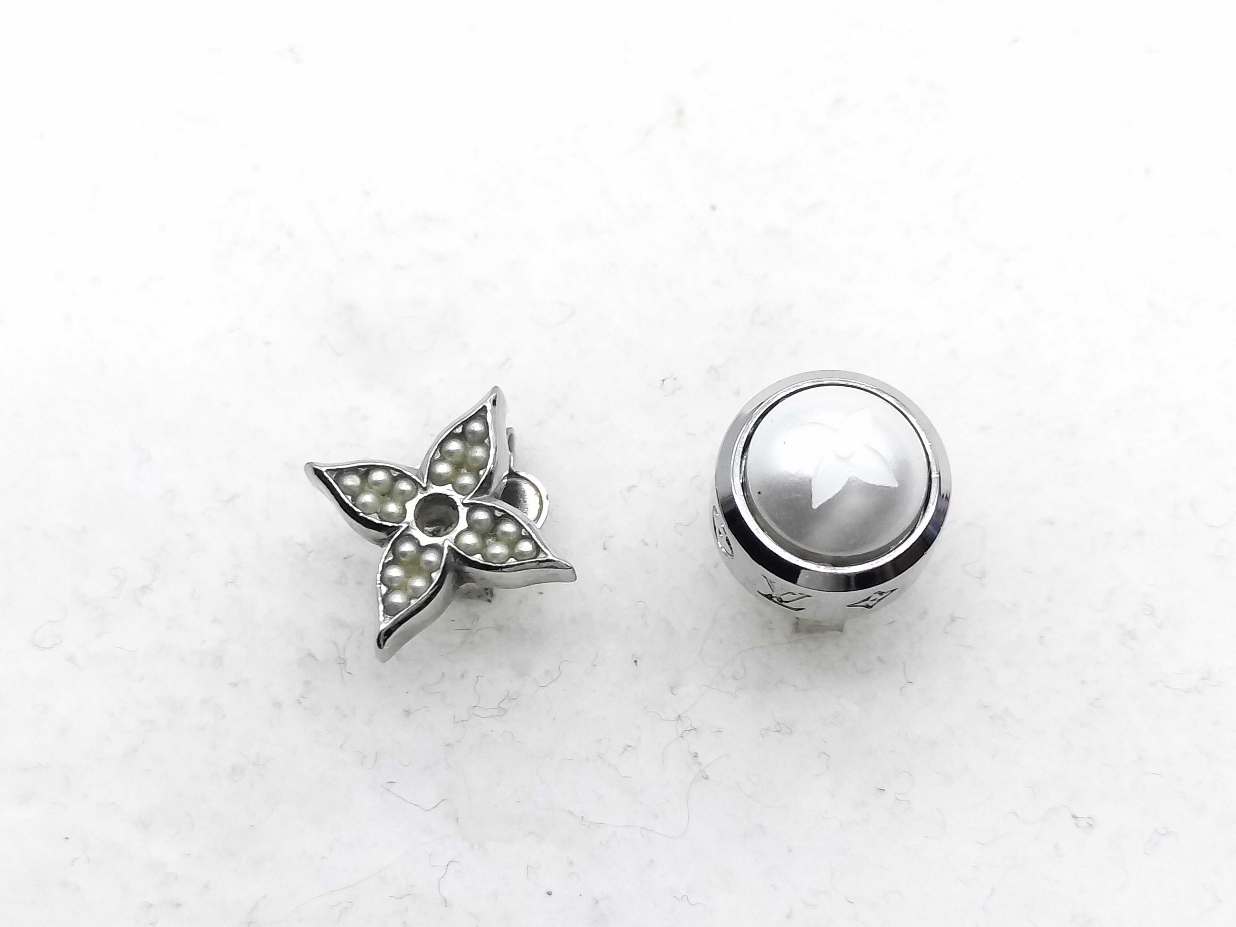 Monogram M01856 Pearl Fusion Earrings