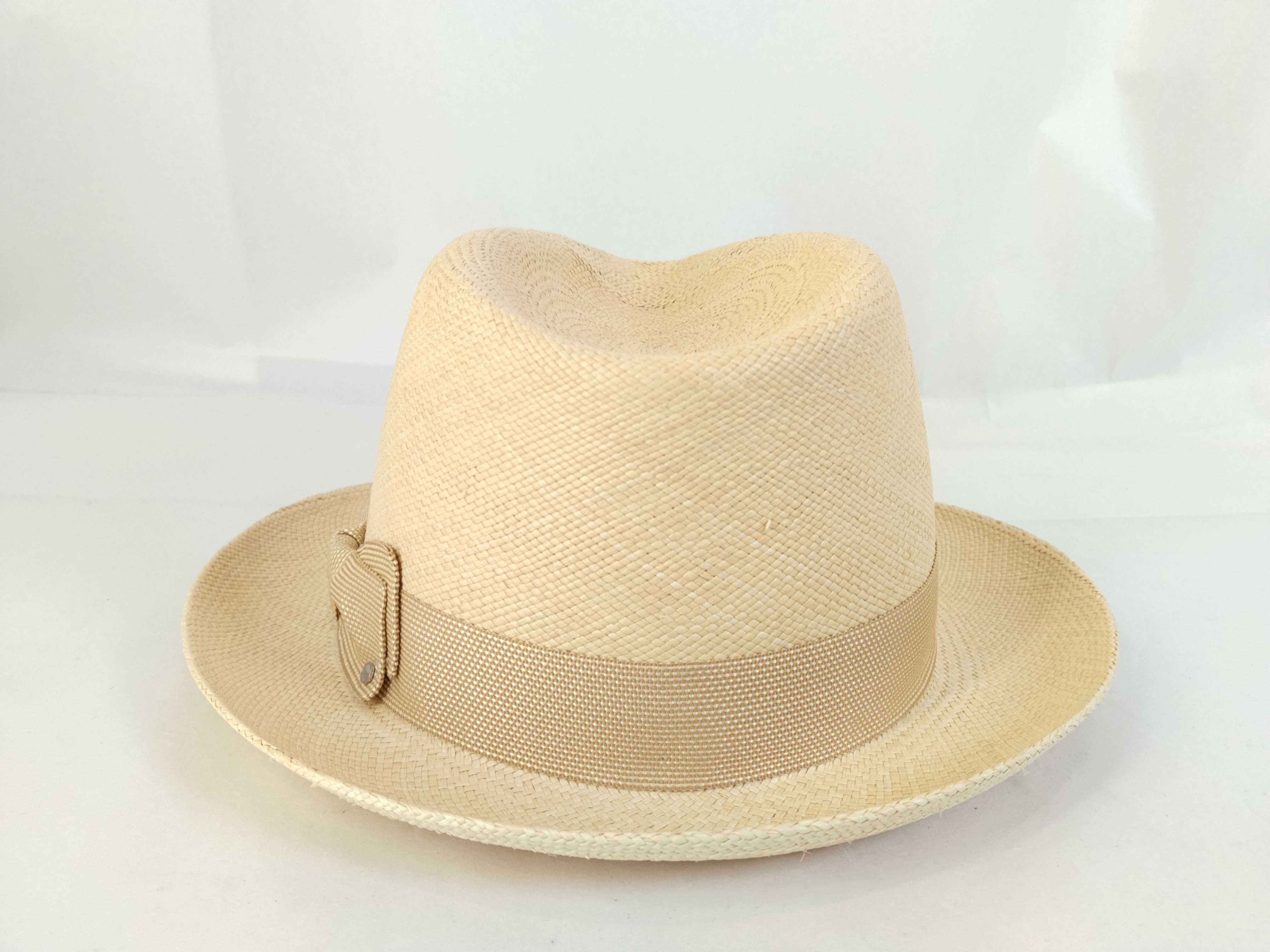 Hats and other accessories — view 3