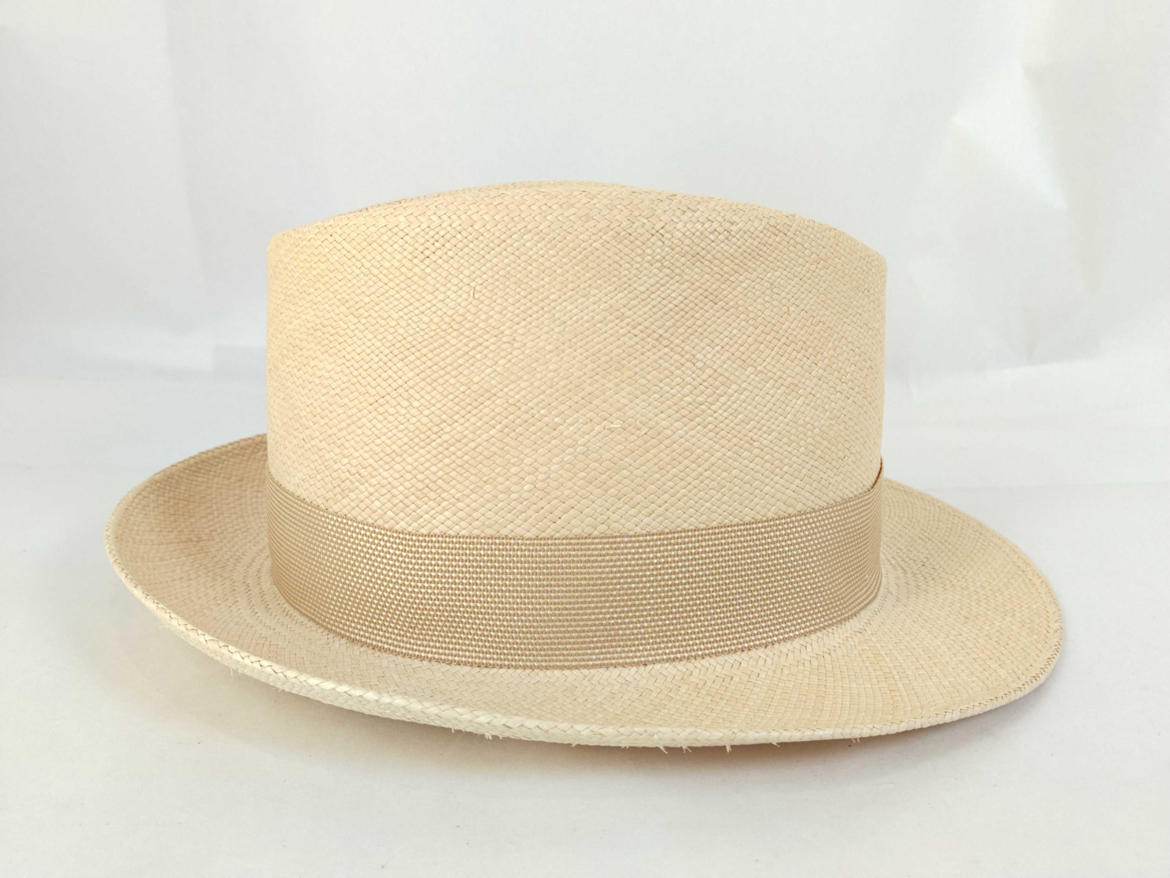 Hats and other accessories — view 4