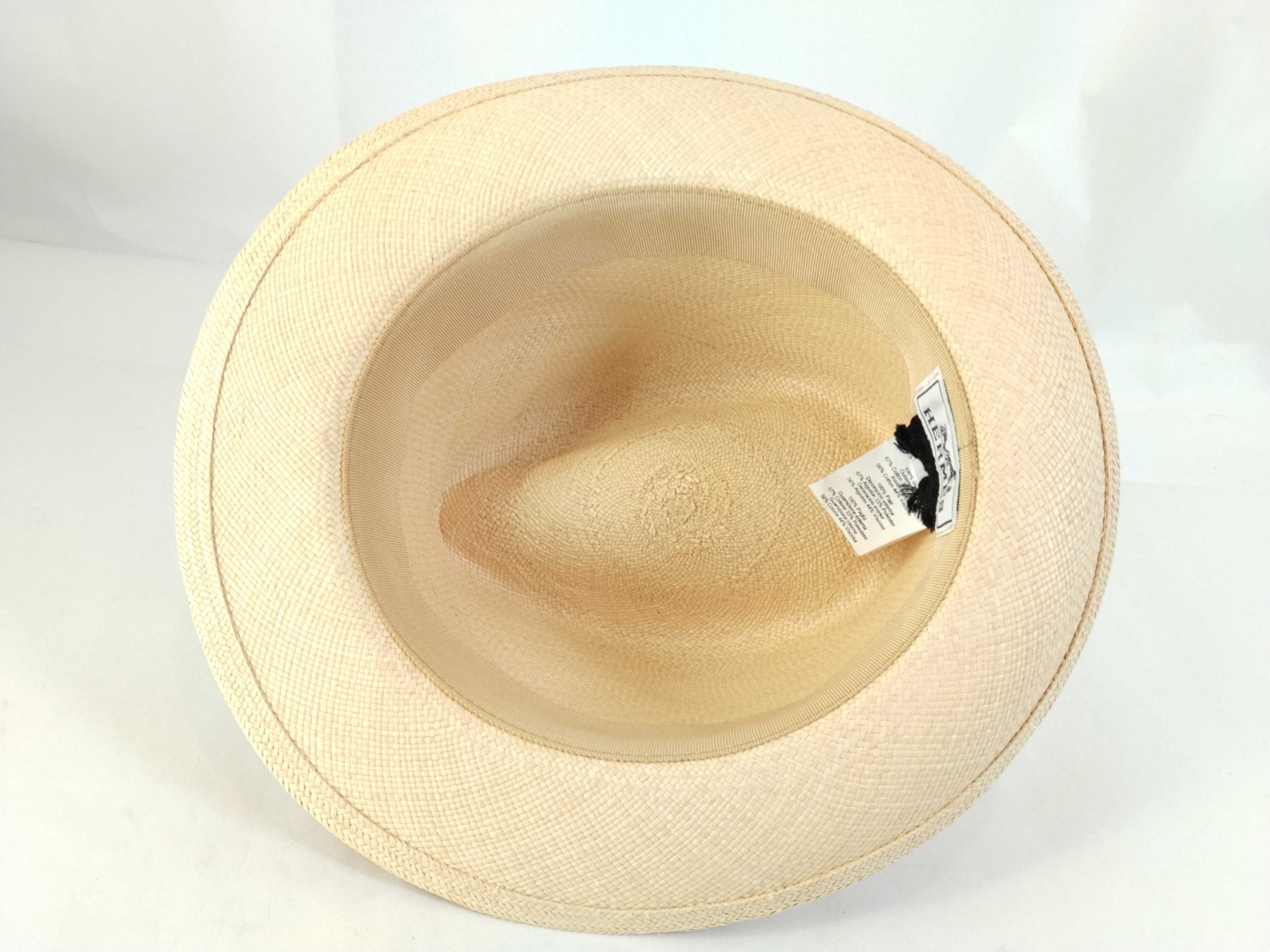 Hats and other accessories — view 6