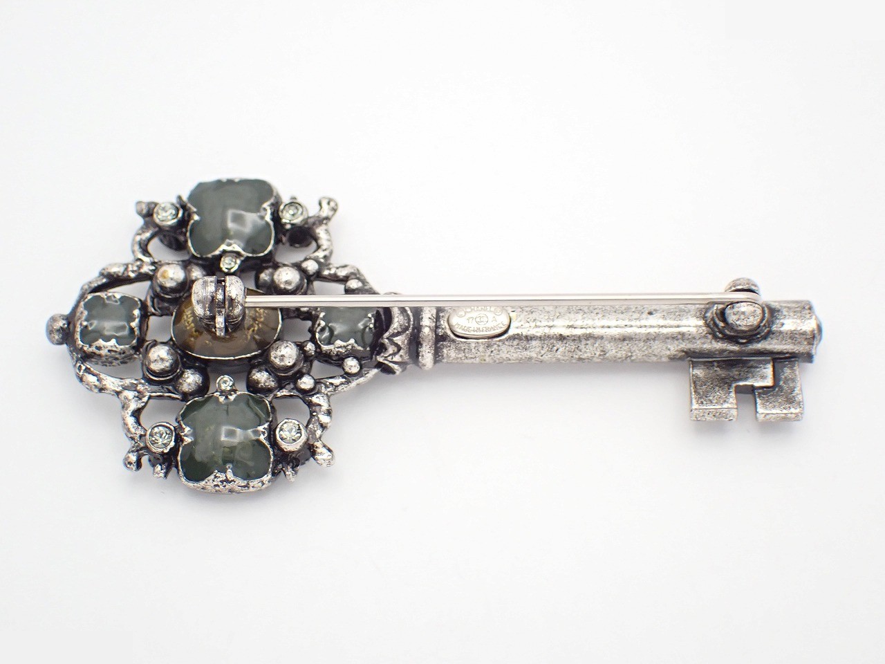 key brooch 17A — view 2
