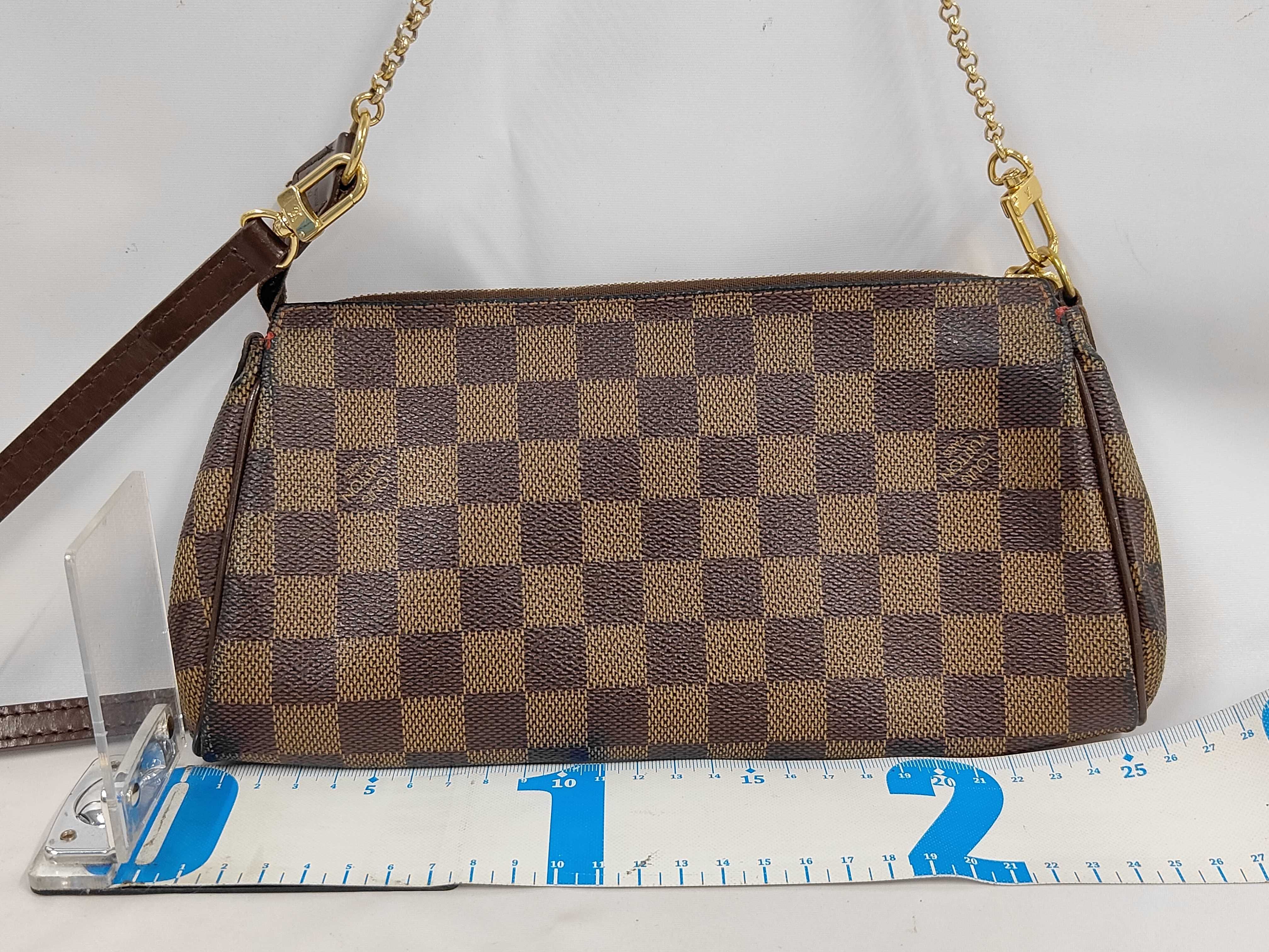 Eva DU3088 Strap Shoulder Bag — view 2