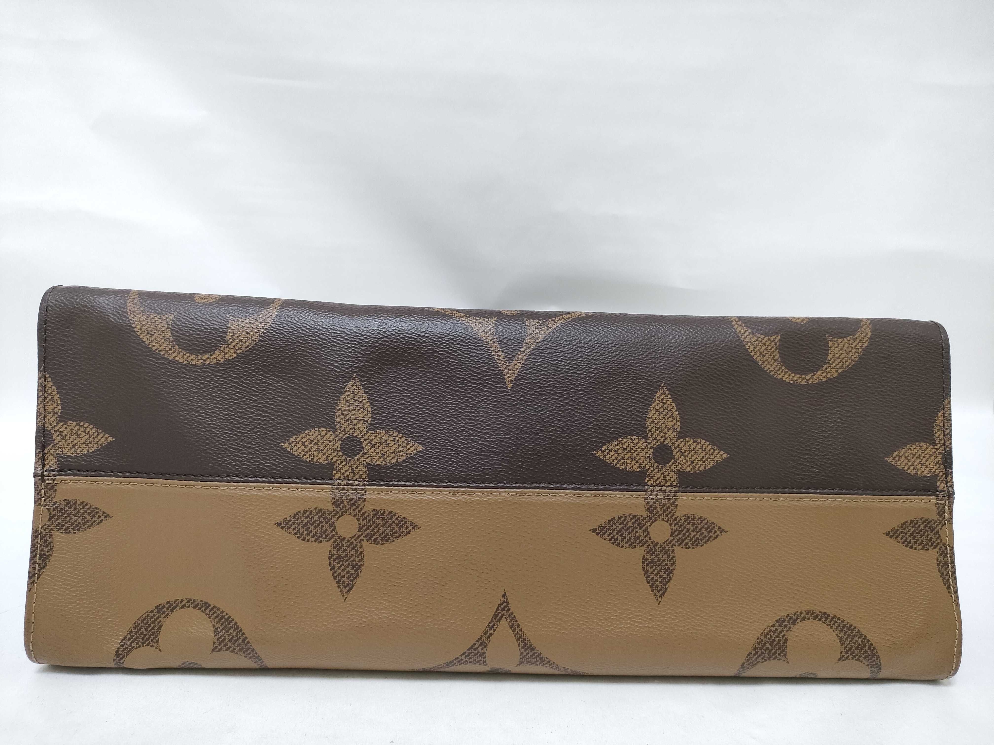 Monogram Giant Reverse OnTheGo Tote Bag — view 9