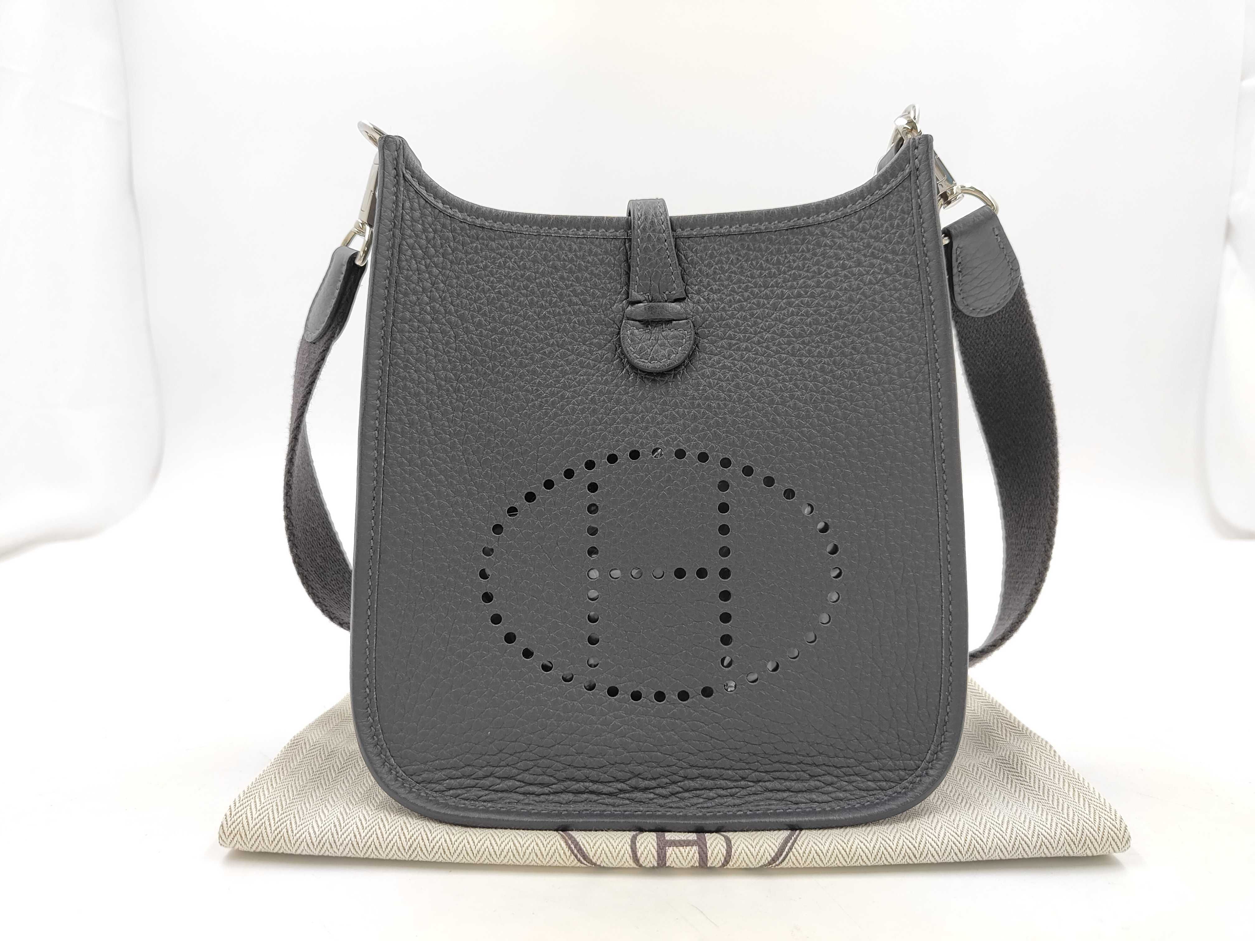 Evelyne TPM Taurillon W-stamp Shoulder Bag