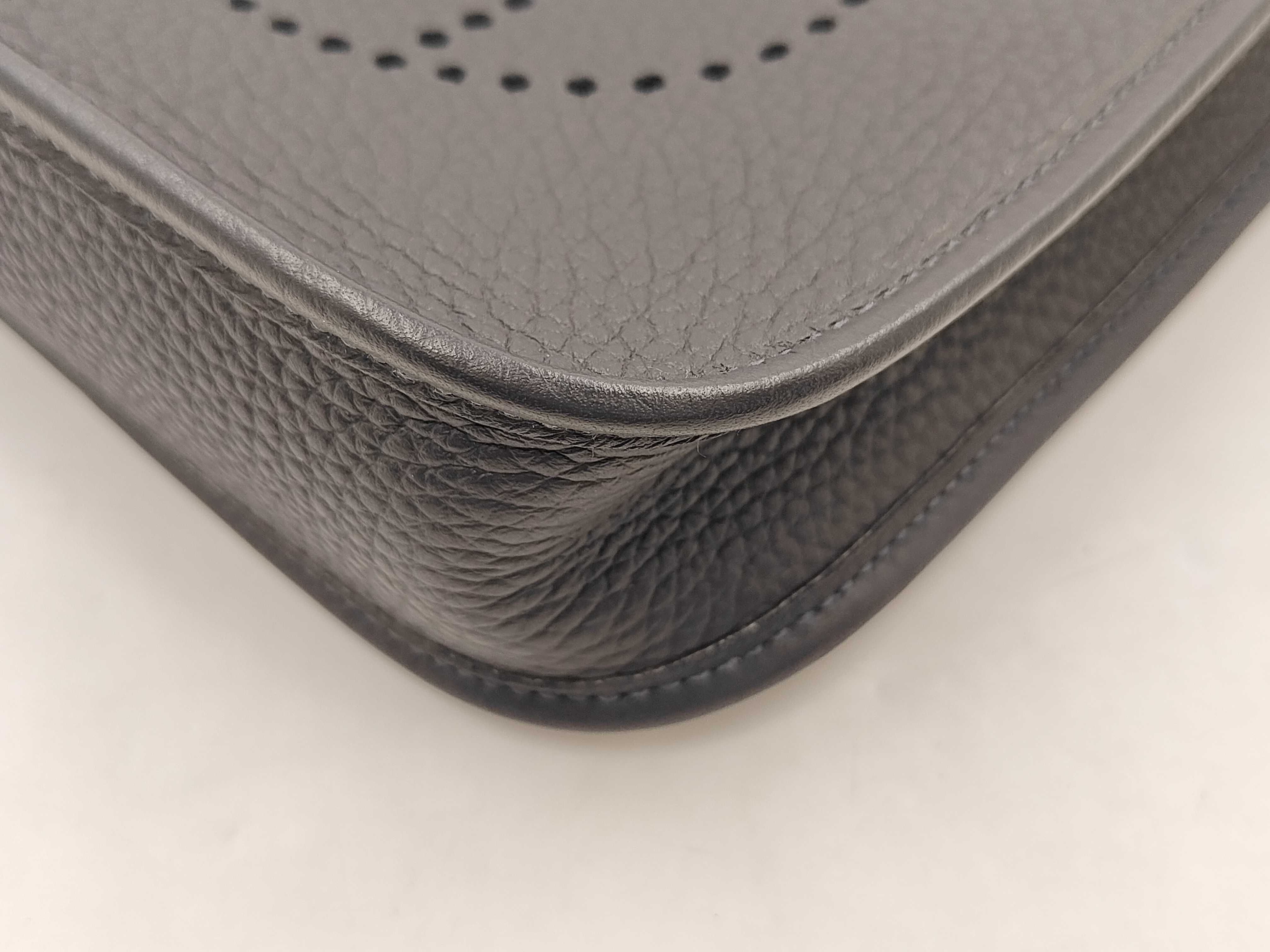 Evelyne TPM Taurillon W-stamp Shoulder Bag — view 3