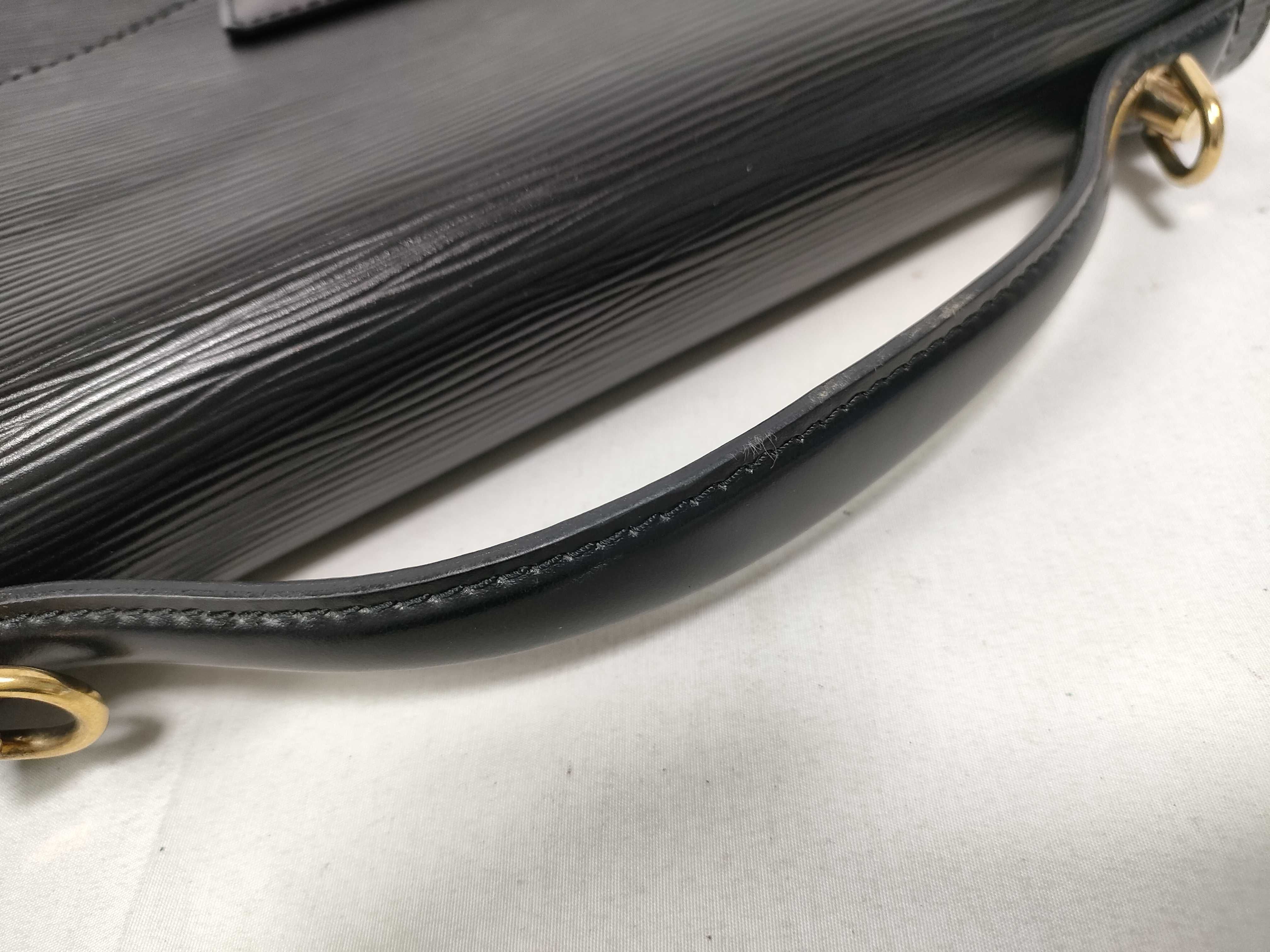 Epi / Epi / Handbag / Leather Handbag — view 11