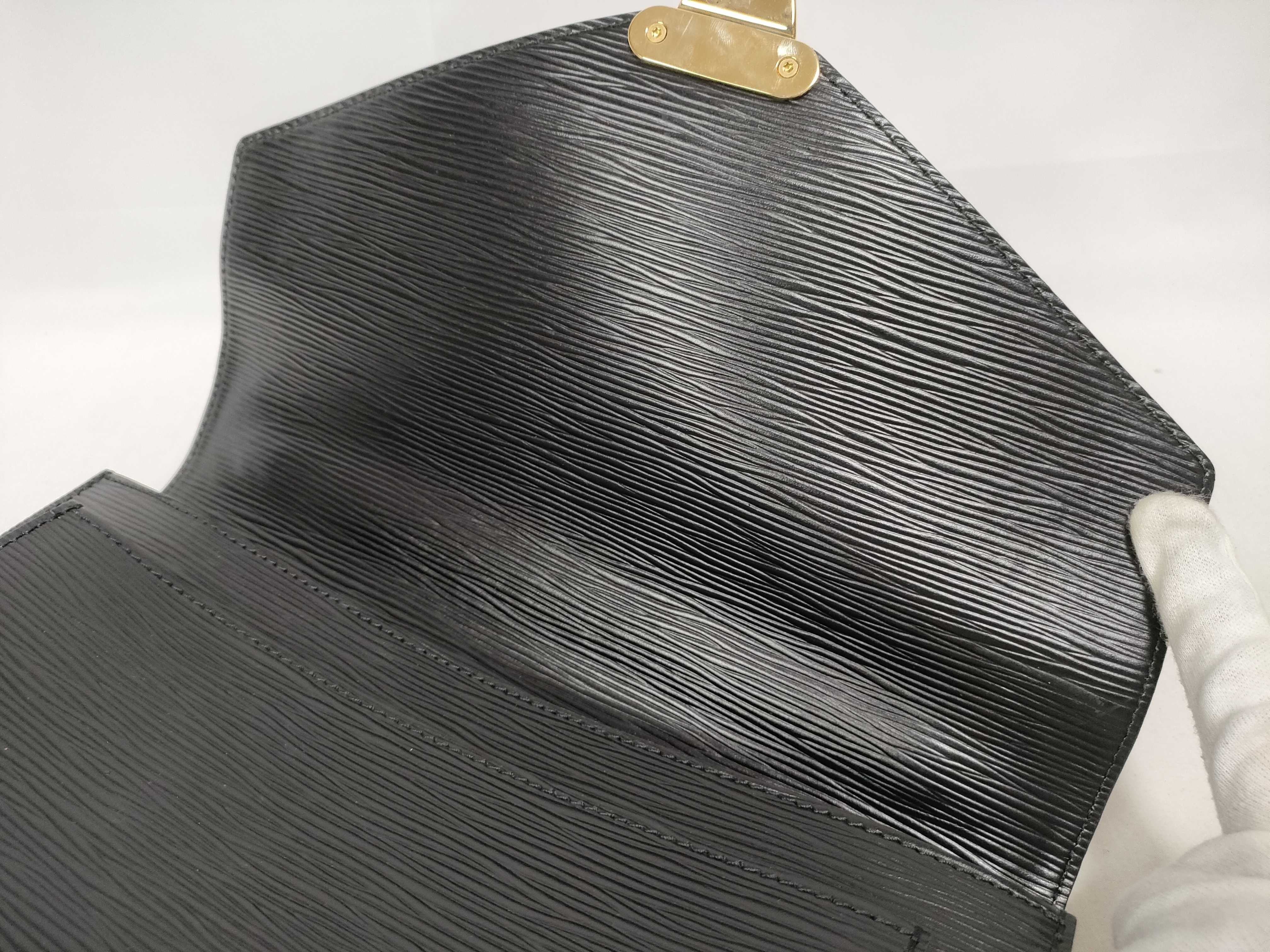 Epi / Epi / Handbag / Leather Handbag — view 13