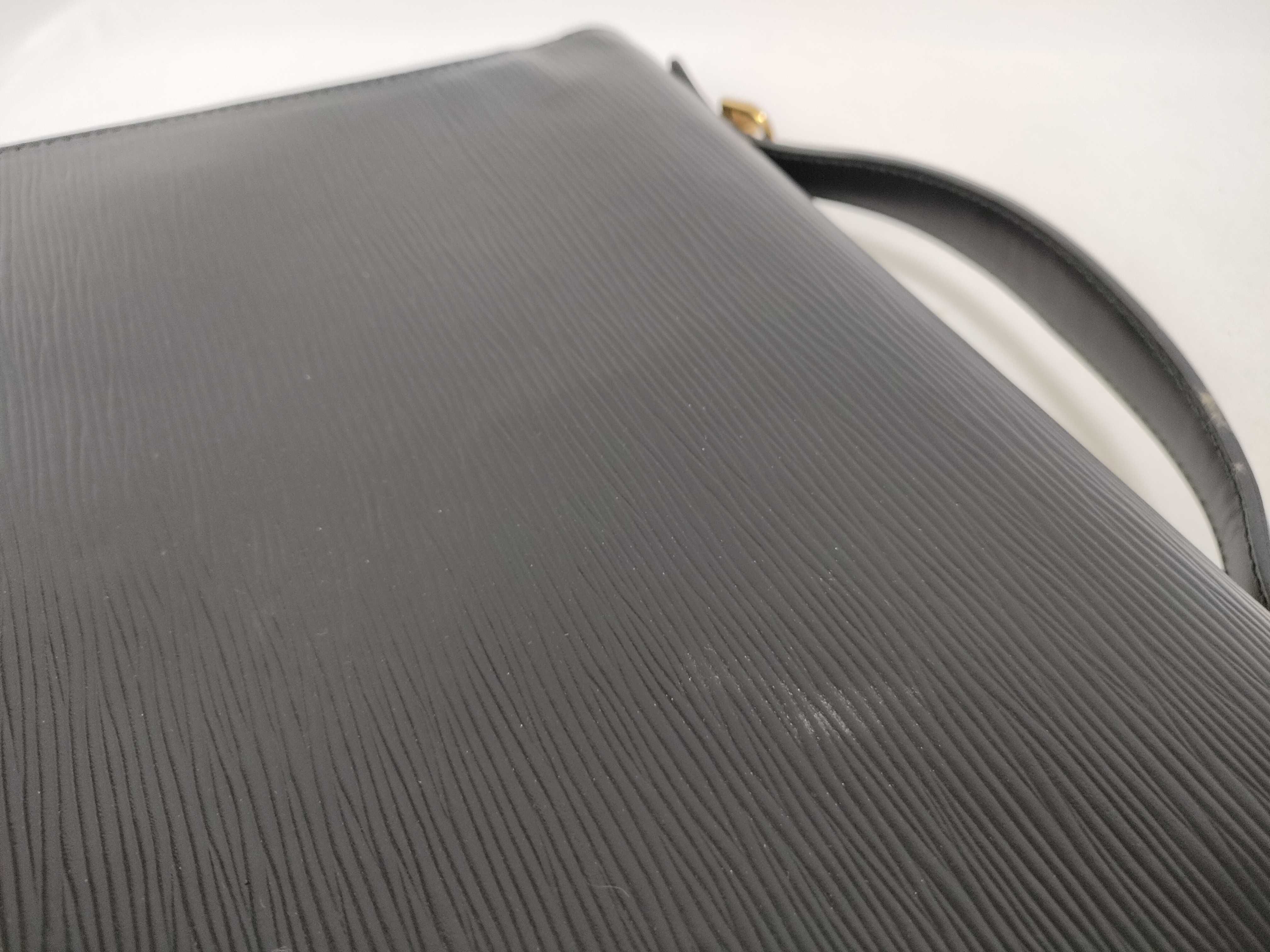 Epi / Epi / Handbag / Leather Handbag — view 7