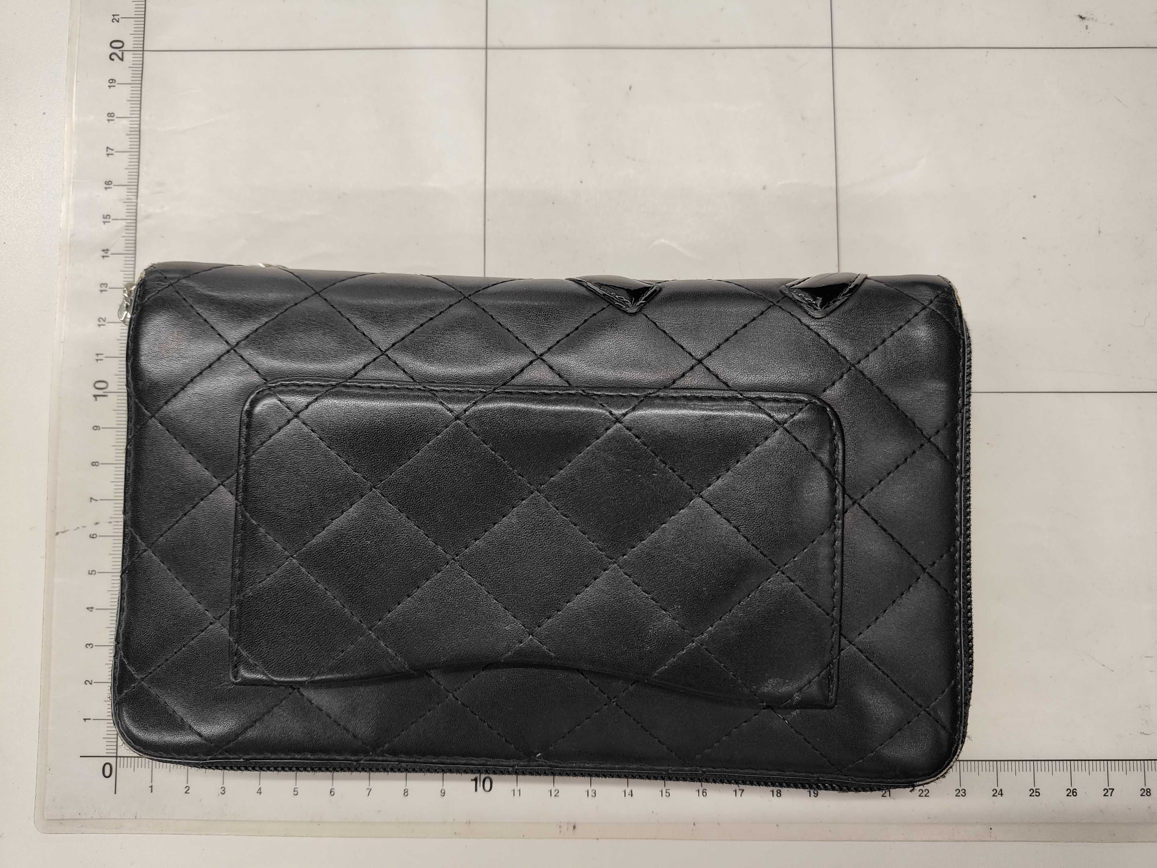 Long Wallet — view 2