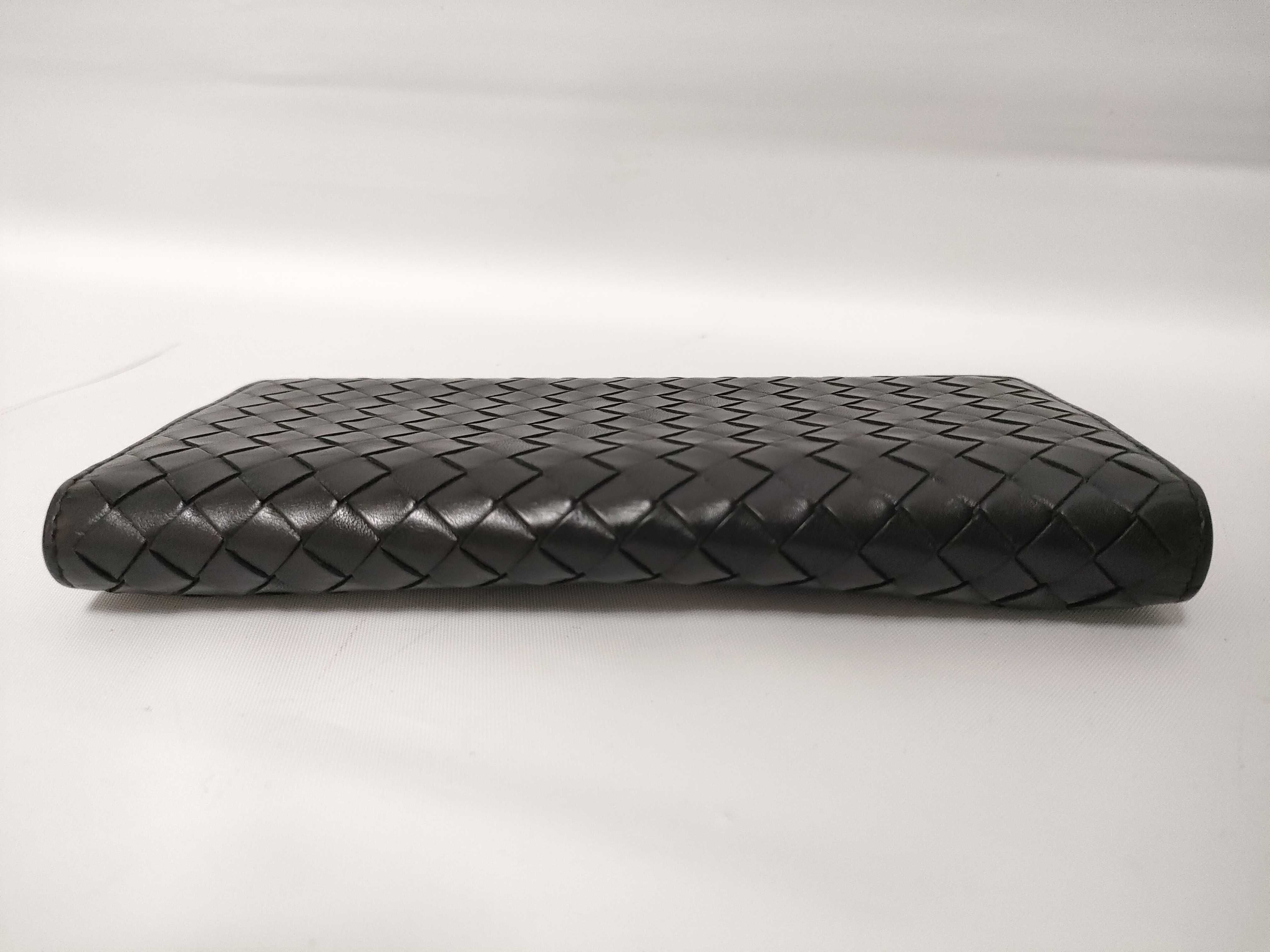 Intrecciato Long Wallet Leather Black — view 10