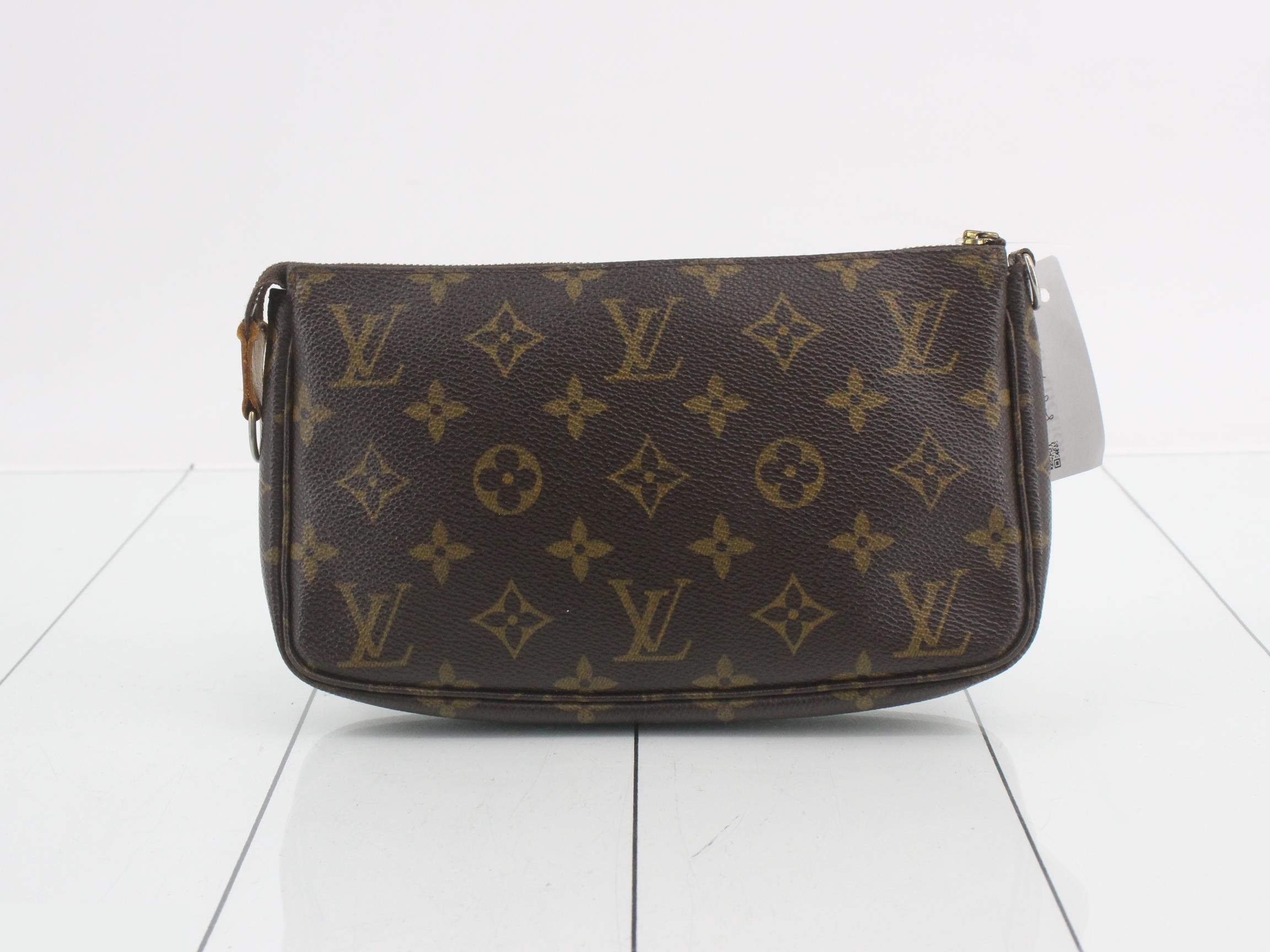 Pochette Accessoires (old model) — view 2