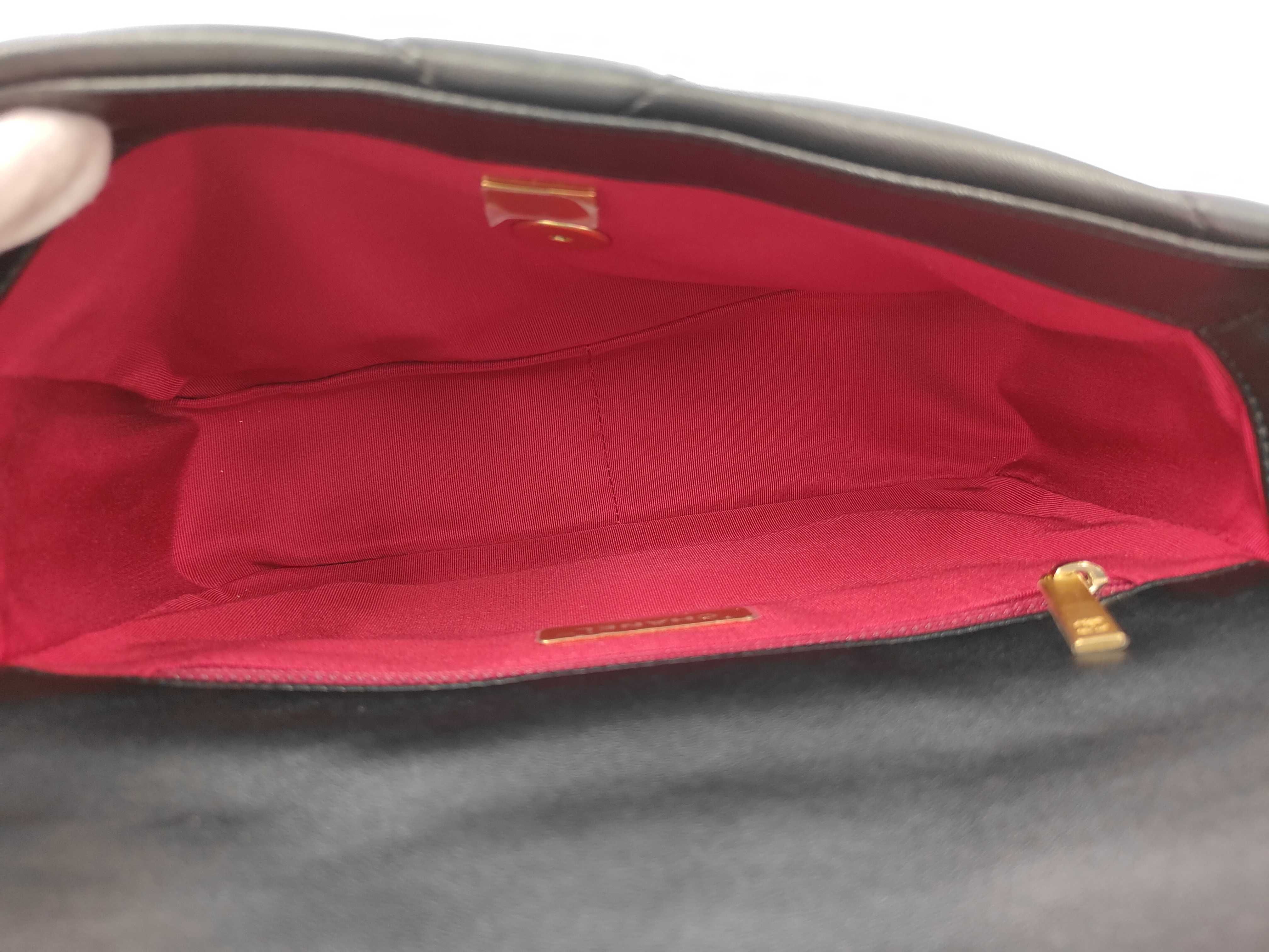 19 Lambskin Black AS1160 Shoulder Bag with Random Plate and Partially Protective Film — view 11