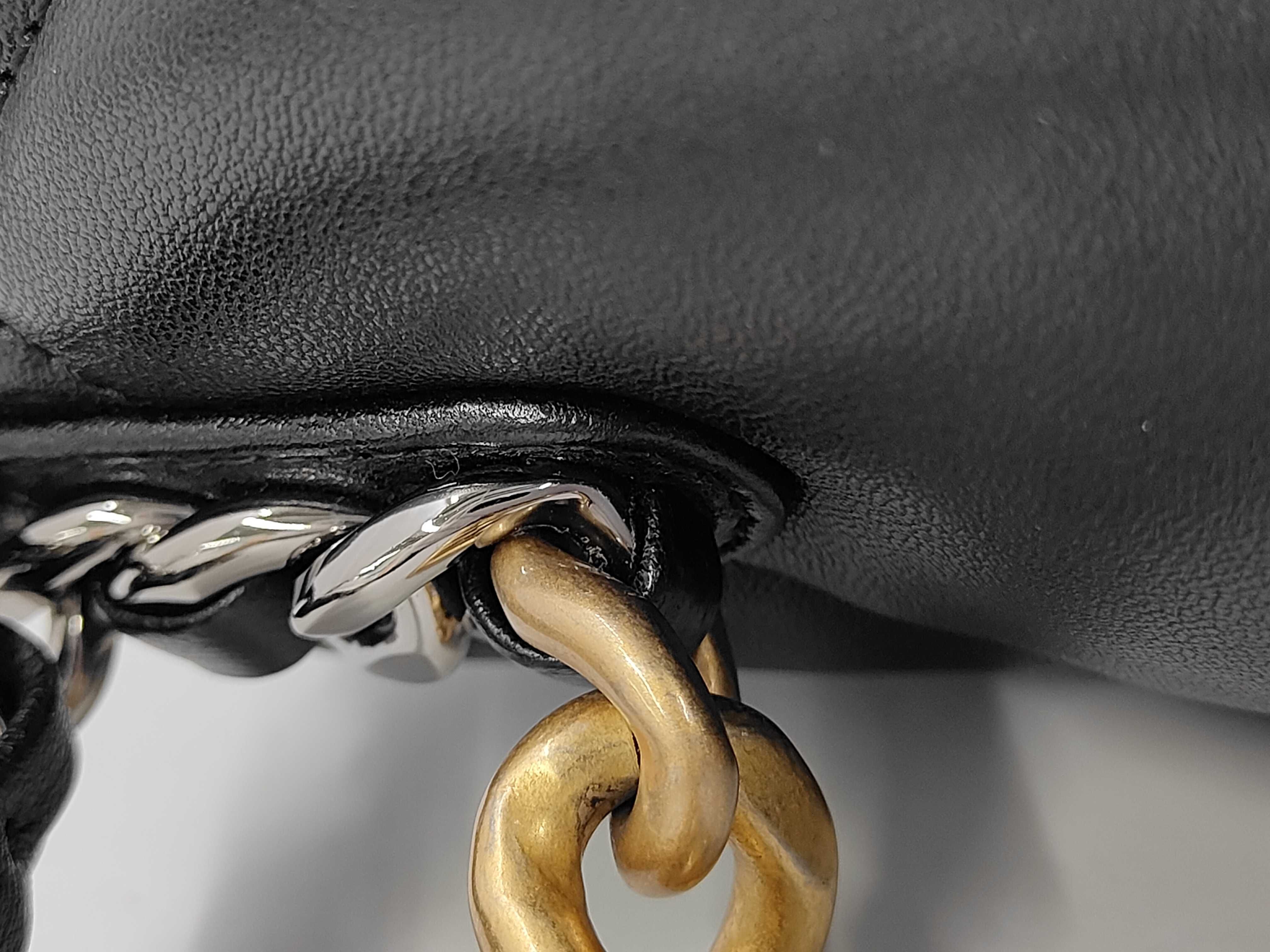 19 Lambskin Black AS1160 Shoulder Bag with Random Plate and Partially Protective Film — view 6