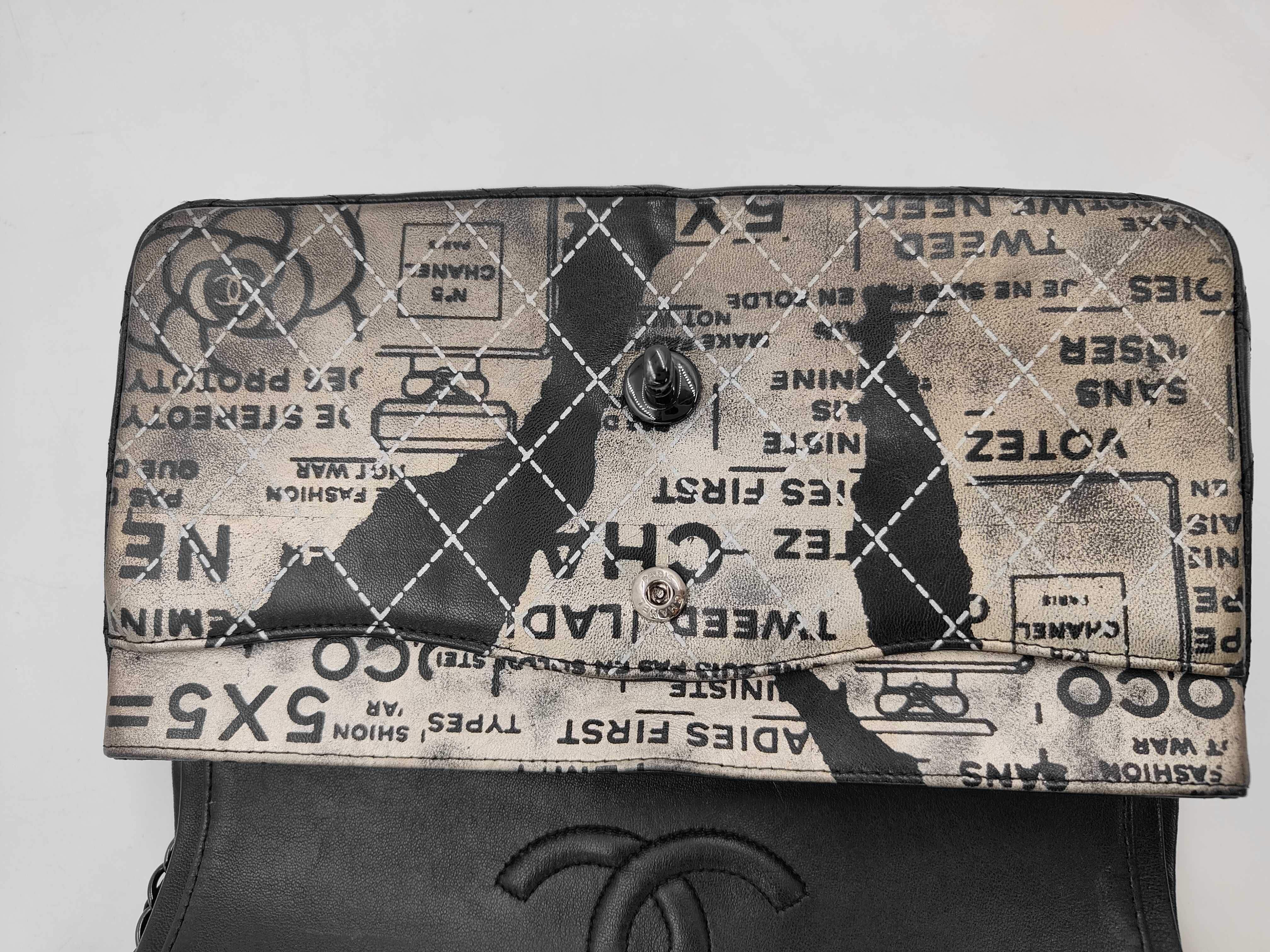 Matelassé Double Flap Newspaper Chain Shoulder Bag (Serial Number 21) — view 12