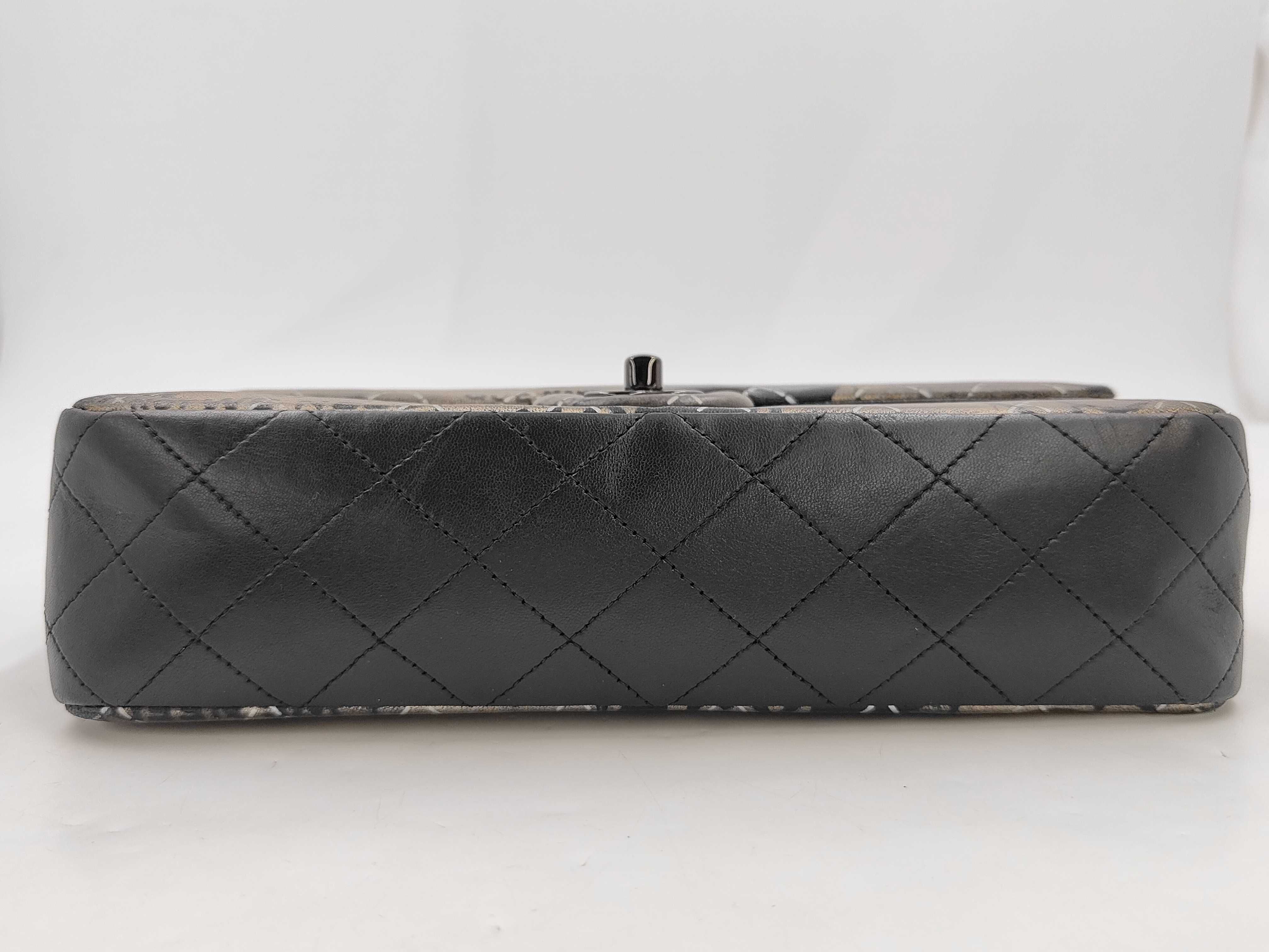 Matelassé Double Flap Newspaper Chain Shoulder Bag (Serial Number 21) — view 3