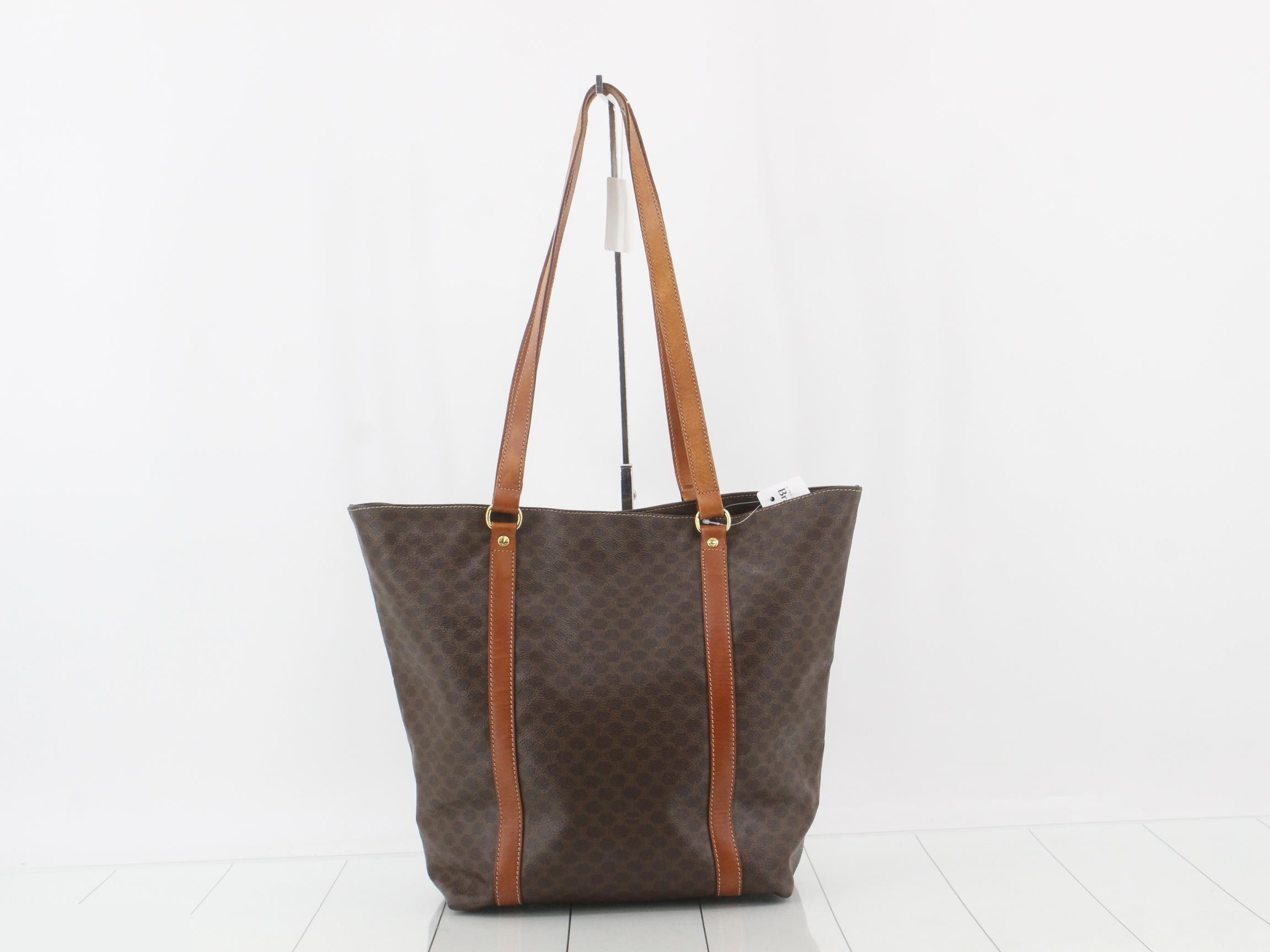 handbag — view 2