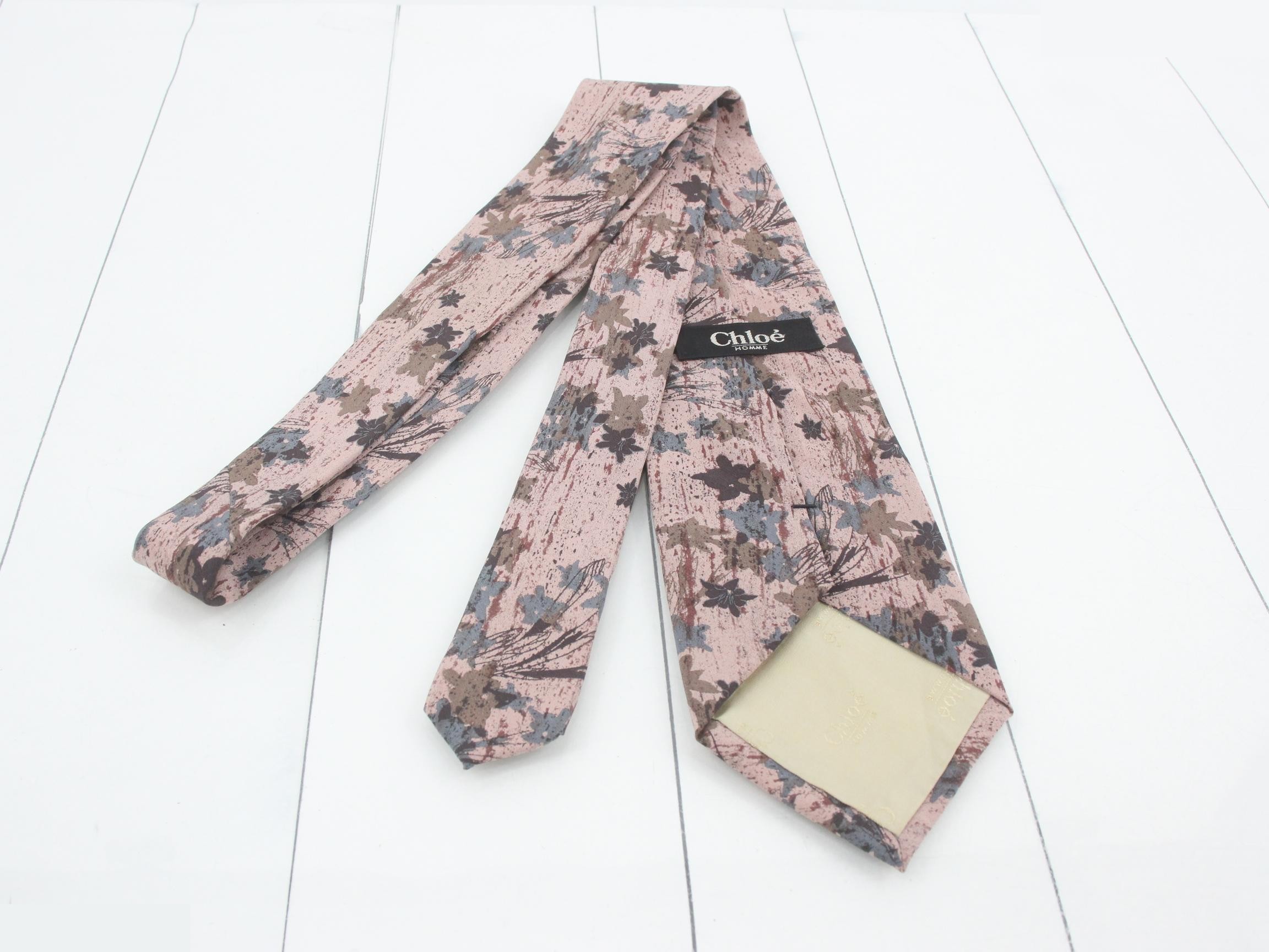 Silk tie — view 2